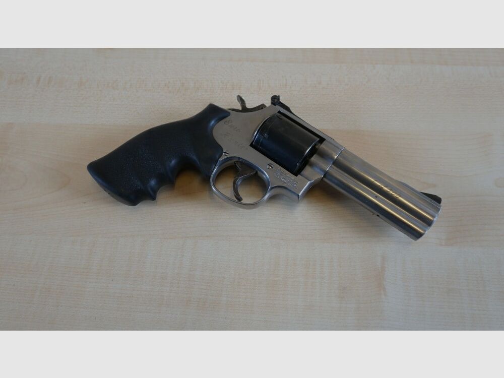 Smith & Wesson 686-4