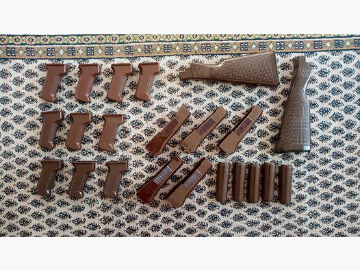 DDR Bakelit Dinner und Plaste Party