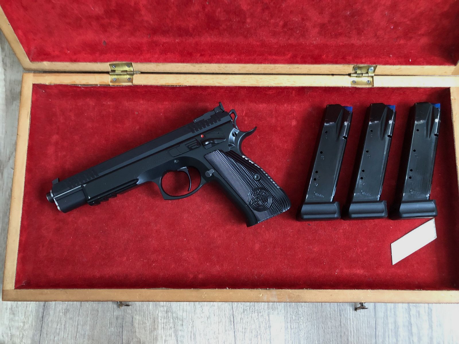 Pistol of the type CZ Taipan Pro Tuning in caliber 9 mm Luger