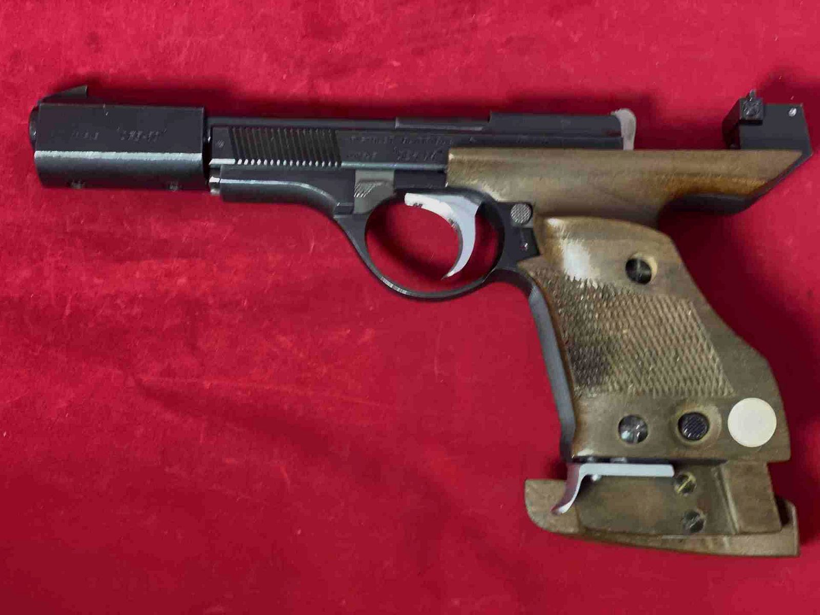 Brugt Unique .22, billede 2 af 4