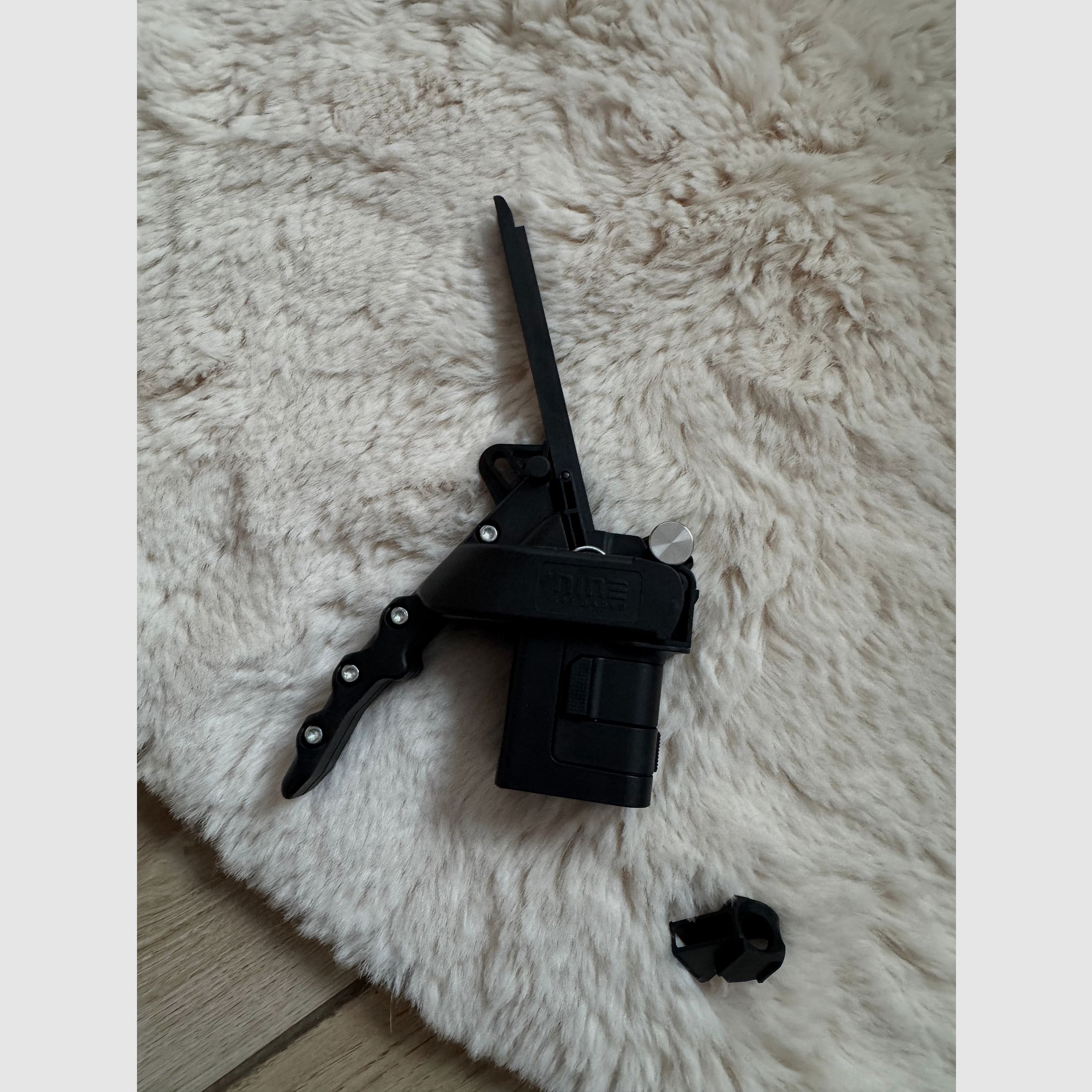 Nine Reloaded Ladehilfe alpha inkl. Glock Magazin Adapter Kal. 9mm