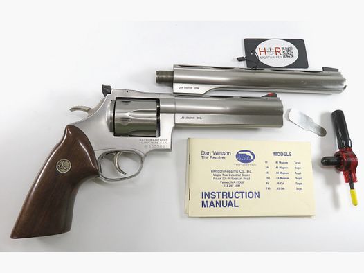 Revolver Dan Wesson Model 44, 6 inch EN 10 inch verwisselbare lopen, kaliber .44 Magnum, roestvrij staal, doeluitvoering, topstaat