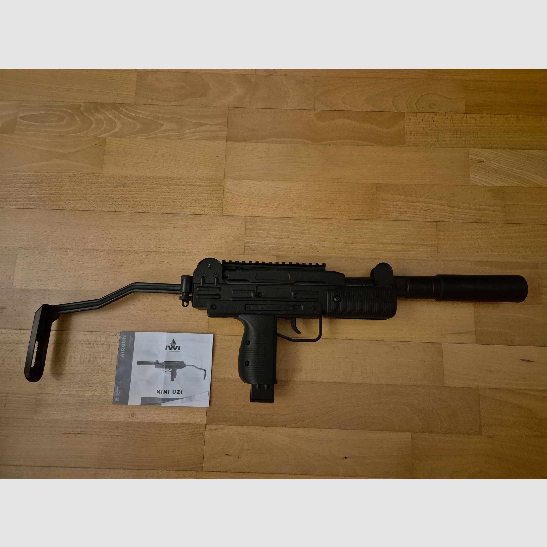 Umarex Uzi knikloop luchtpistool