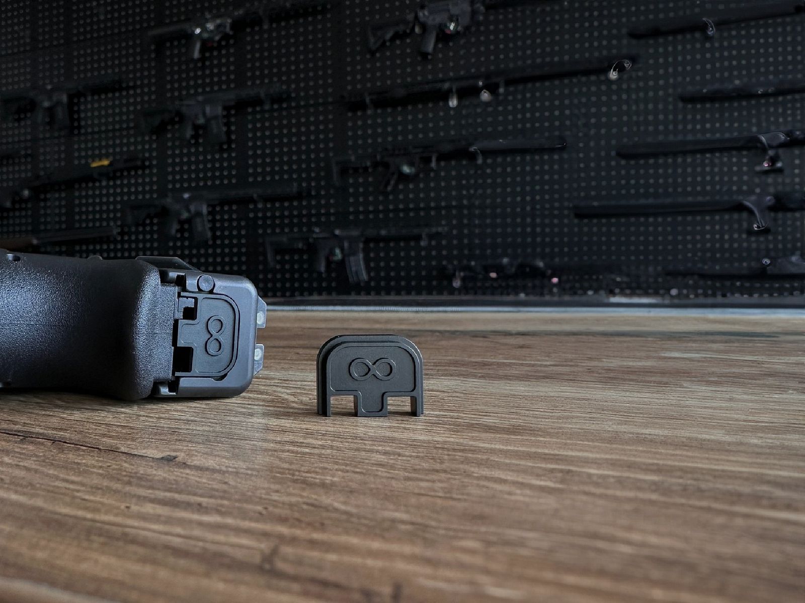 UNLIMITED DYNAMICS Glock Verschlussplattenabdeckung Gen1-5 FDE, Bild 2 von 2