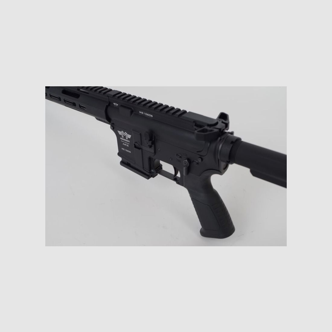 Messerschmitt AR15 16,75" Schwarz + Firefield Kommando Kit Bundle