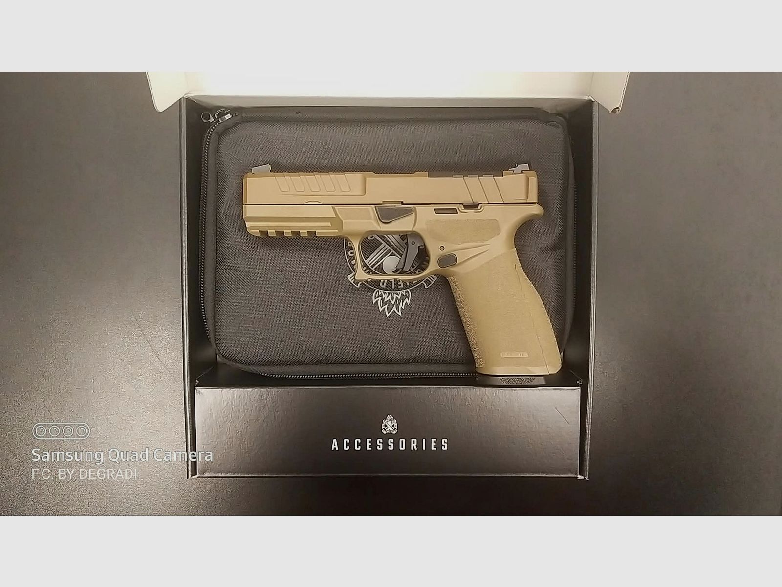 HS SPRINGFIELD ECHELON 4,5” FD Kaliber 9x19, Bild 1 von 3