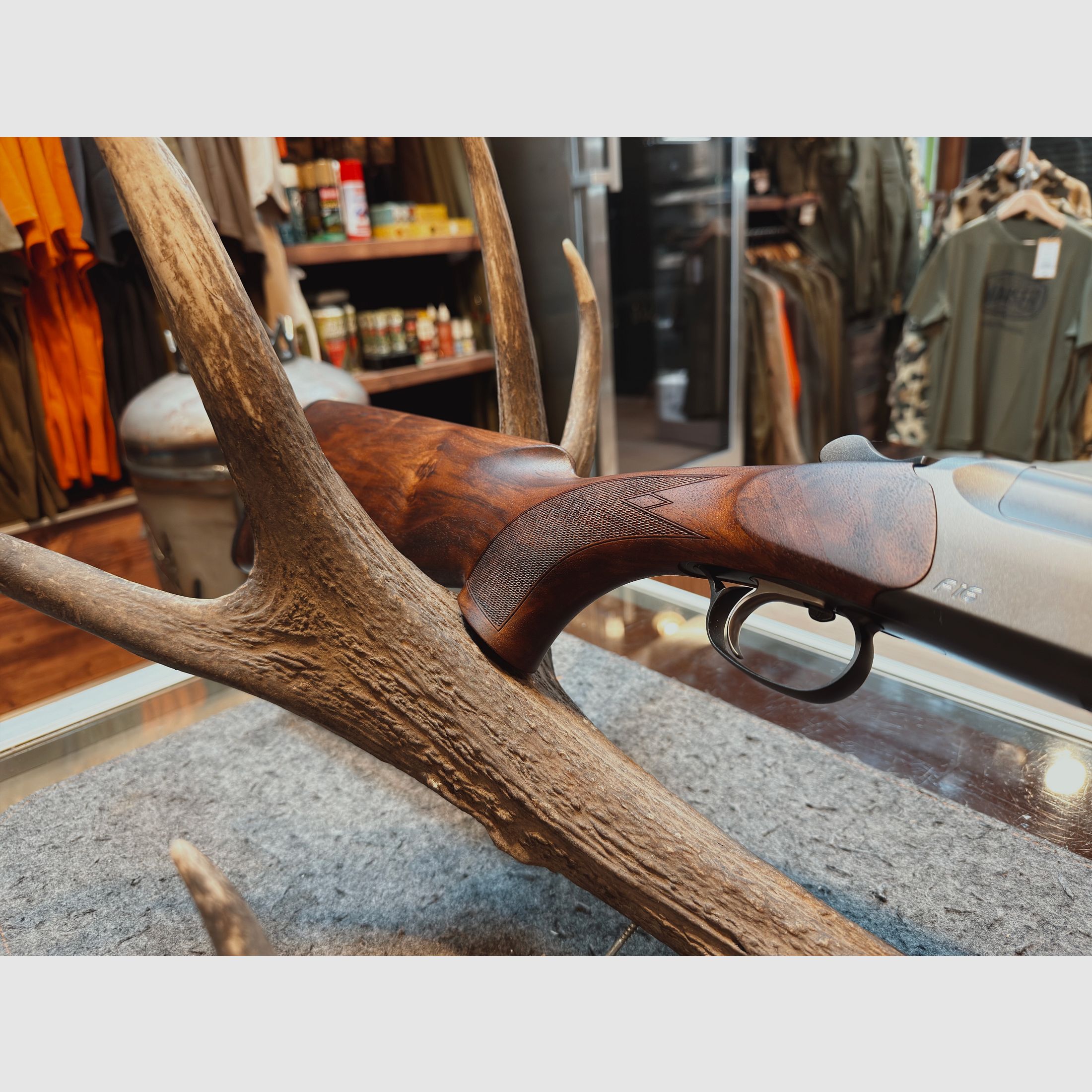 Blaser F16 – Cal. 12/76 – Vintage wood finish – NEW