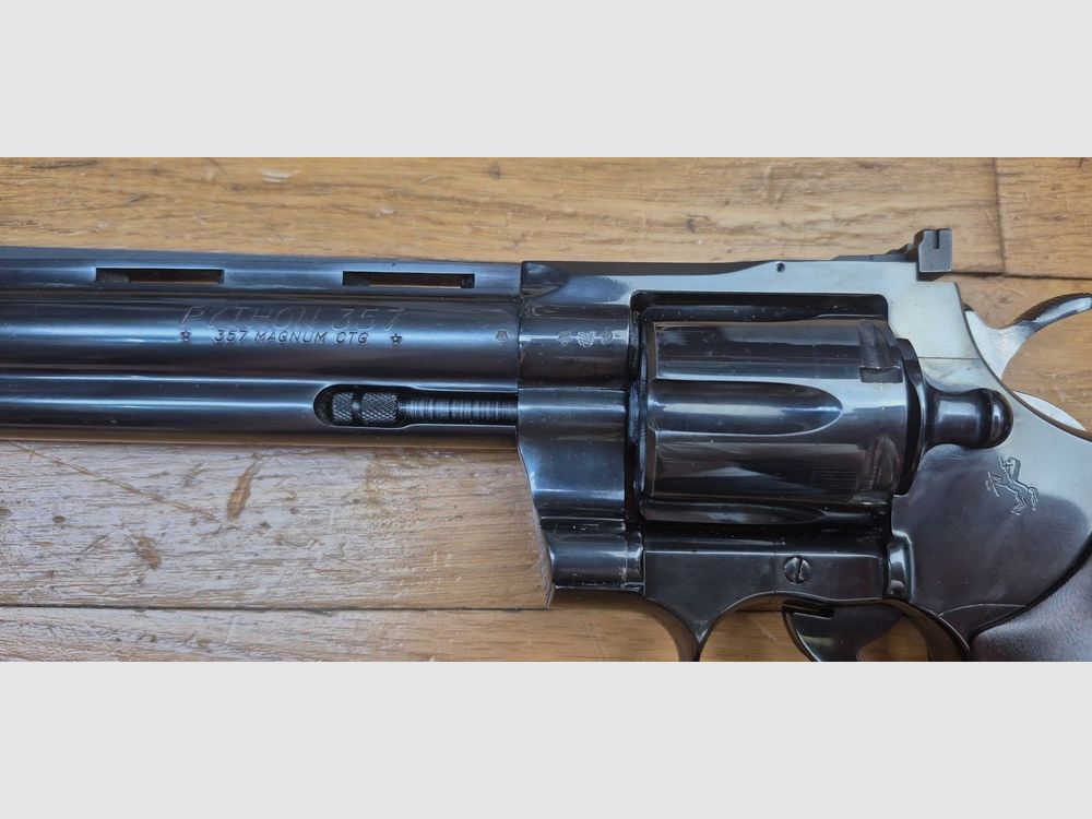 Wunderschöner Colt Python 357 Magnum – Lauf 6 Zoll – Waffe für Anfänger 1968 (!) in Spitzenfinish – Gebrauchte Waffe in hervorragendem Zustand für ihr Alter – Premium-Stück in jeder Hinsicht – TBE++, Bild 7 von 28
