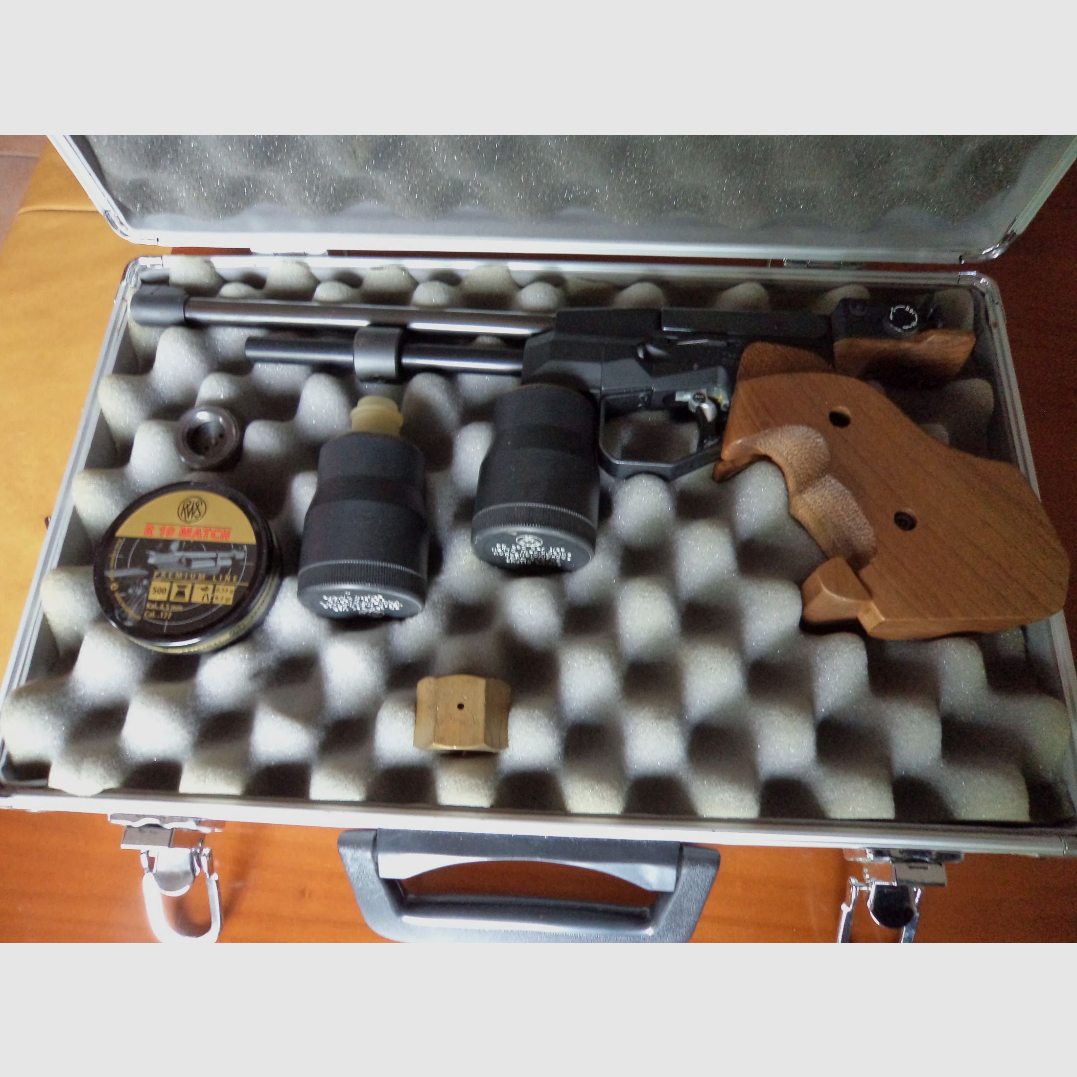 CO2 pistol - C25 FWB