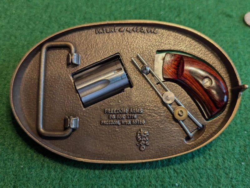 Mini-Revover mit Gürtelschließe (Belt Buckle) im Kaliber .22 LR von Freedom Arms