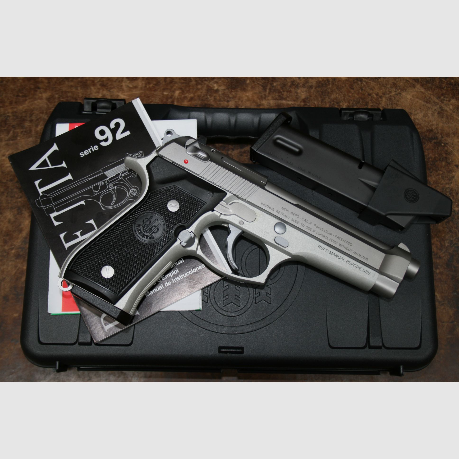 Pistola Beretta 92 FS inox cal 9 x19 mm, immagine 6 di 6