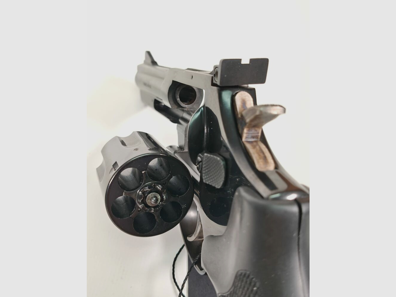Taurus 669