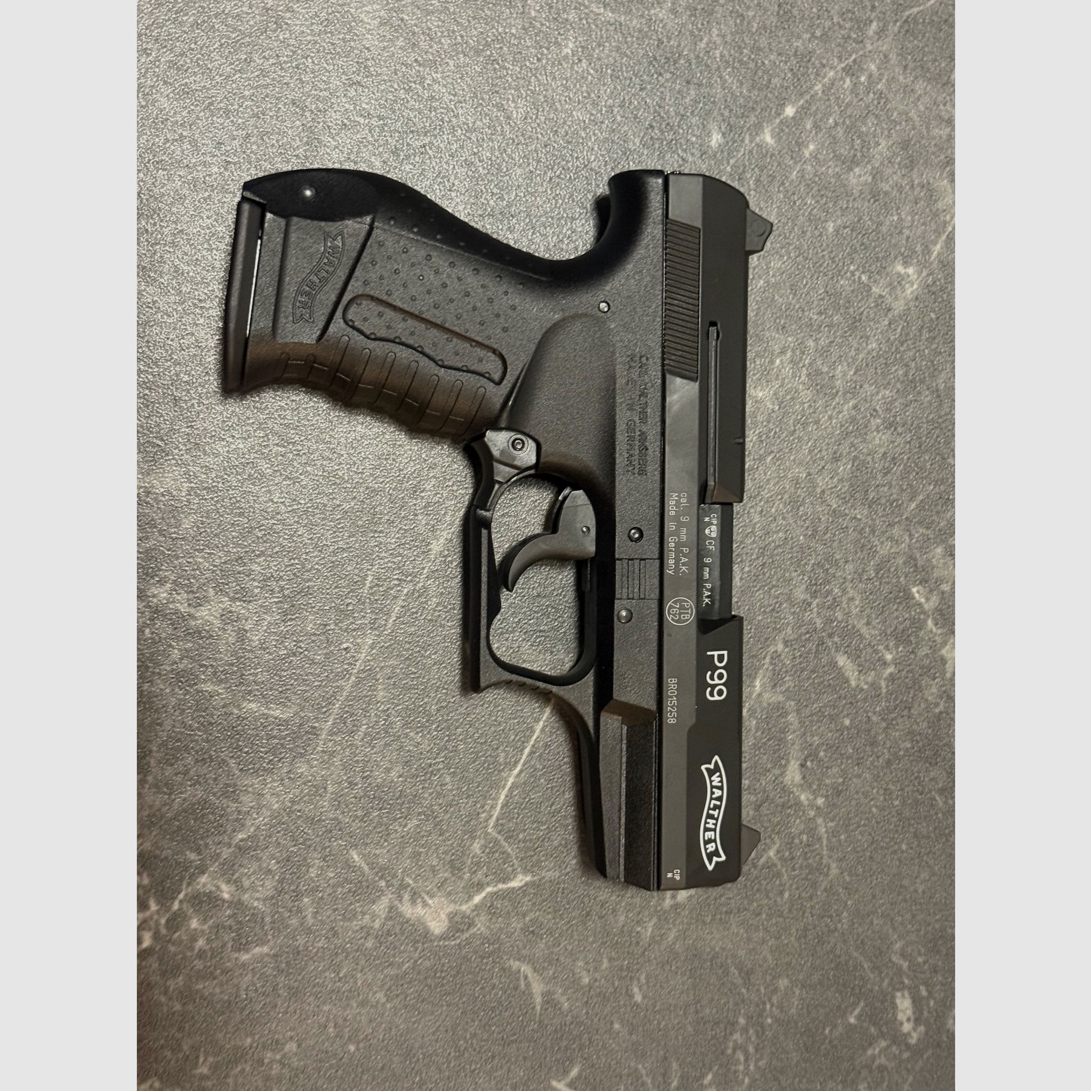 Walther P99 9mm Pak PTB 762 neuwertig , Bild 2 von 2