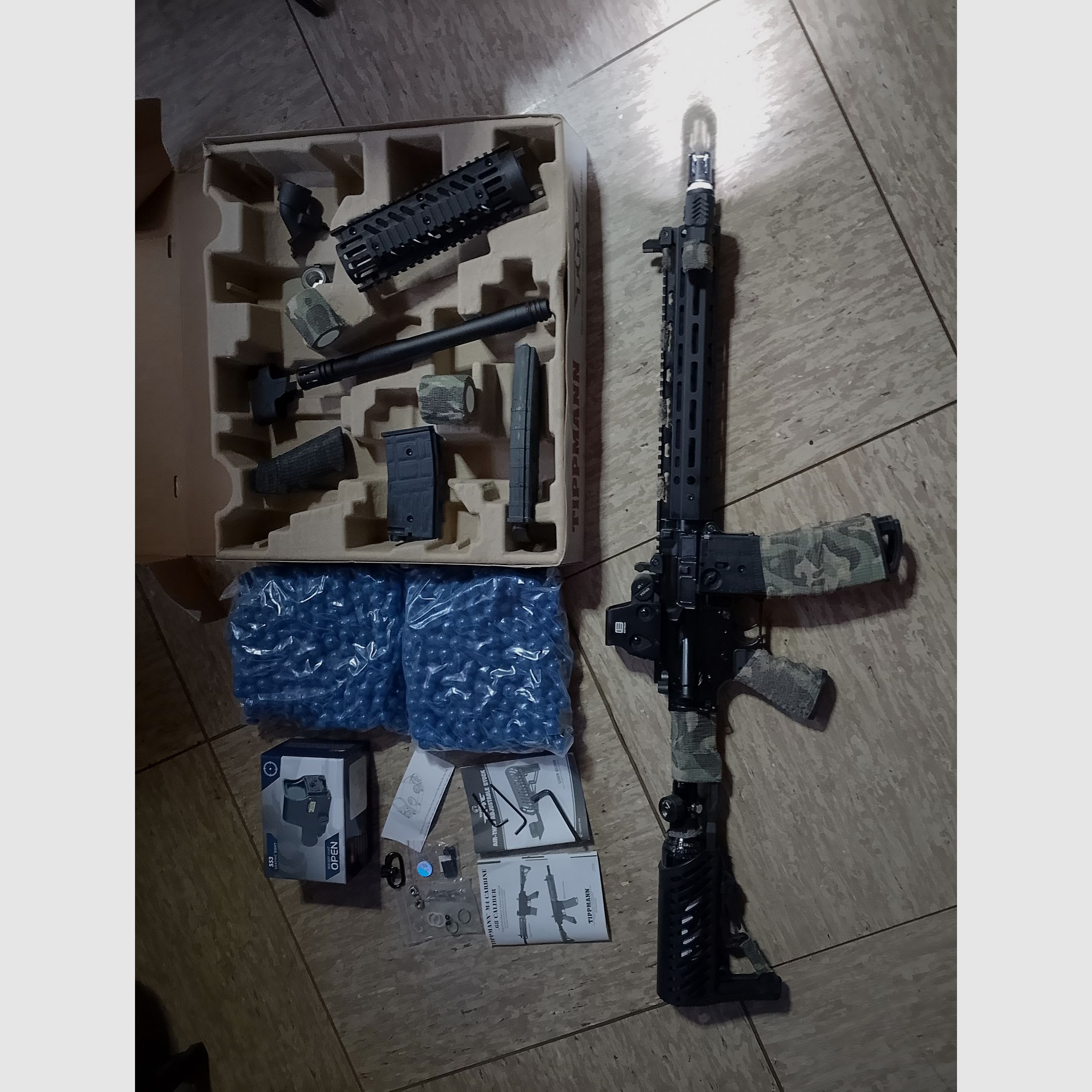 Tippmann Tmc Elite Set de marqueurs .68 Accessoires Tuning Canon Paintballs Cal 68 CO2 Set Holo Viseur Point Rouge Vert Lampe LED 3 Chargeurs Ovp