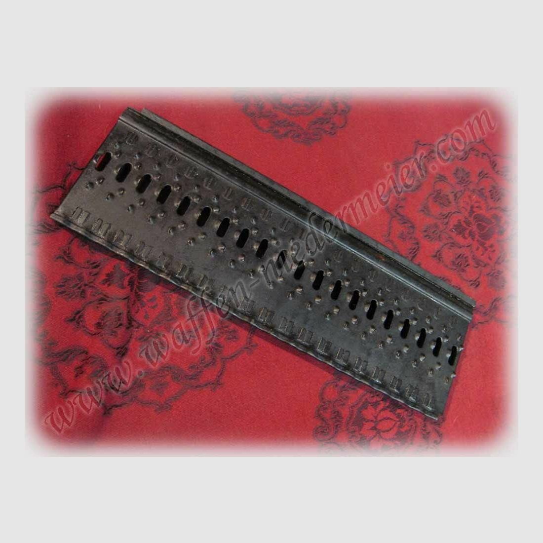 Breda Breda MG37 loading frame