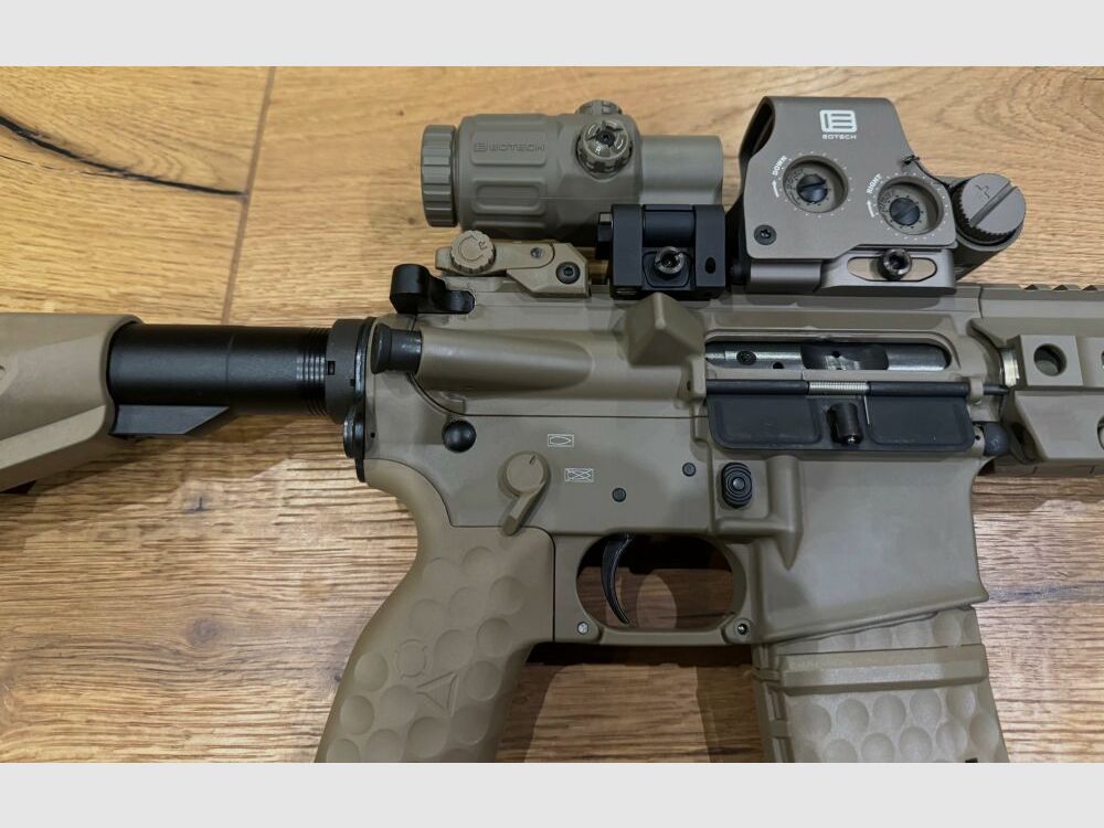 Oberland Arms OA-15 PR in 16,75" in FDE mit EOTECH EXPS3 -0 tan + G33 tan KSK-Spezial