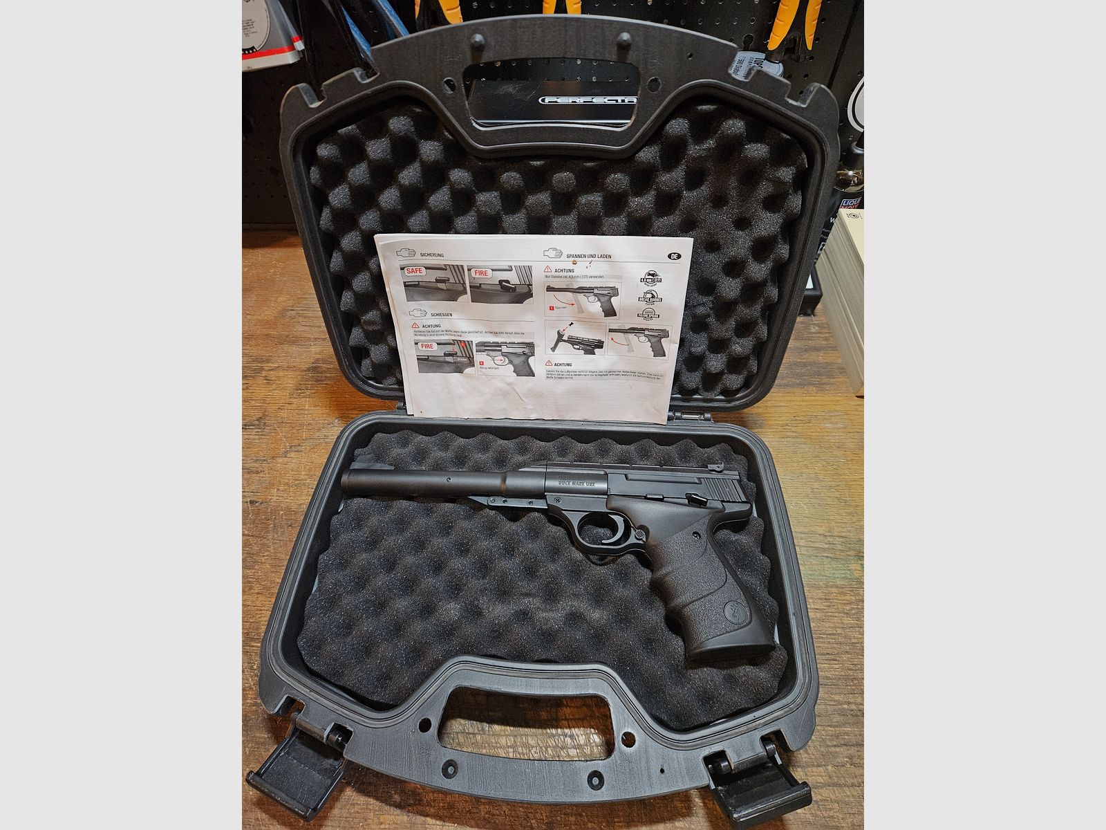 Browning Luftpistole Buck Mark URX Kaliber 4,5 mit viel Zubehör