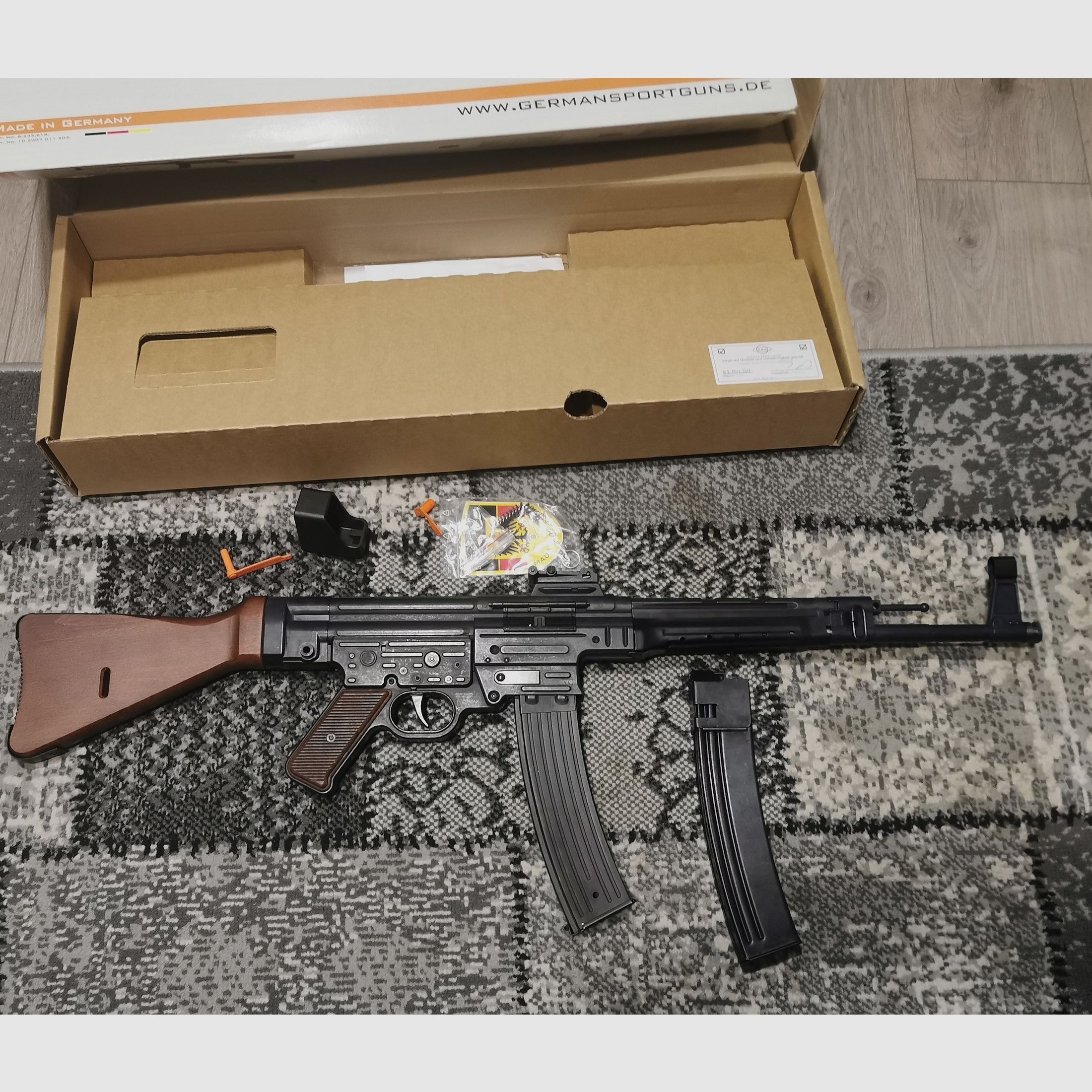 GSG StG 44 Schreckschussgewehr 9 mm P.A.K. Vollmetall Echtholz