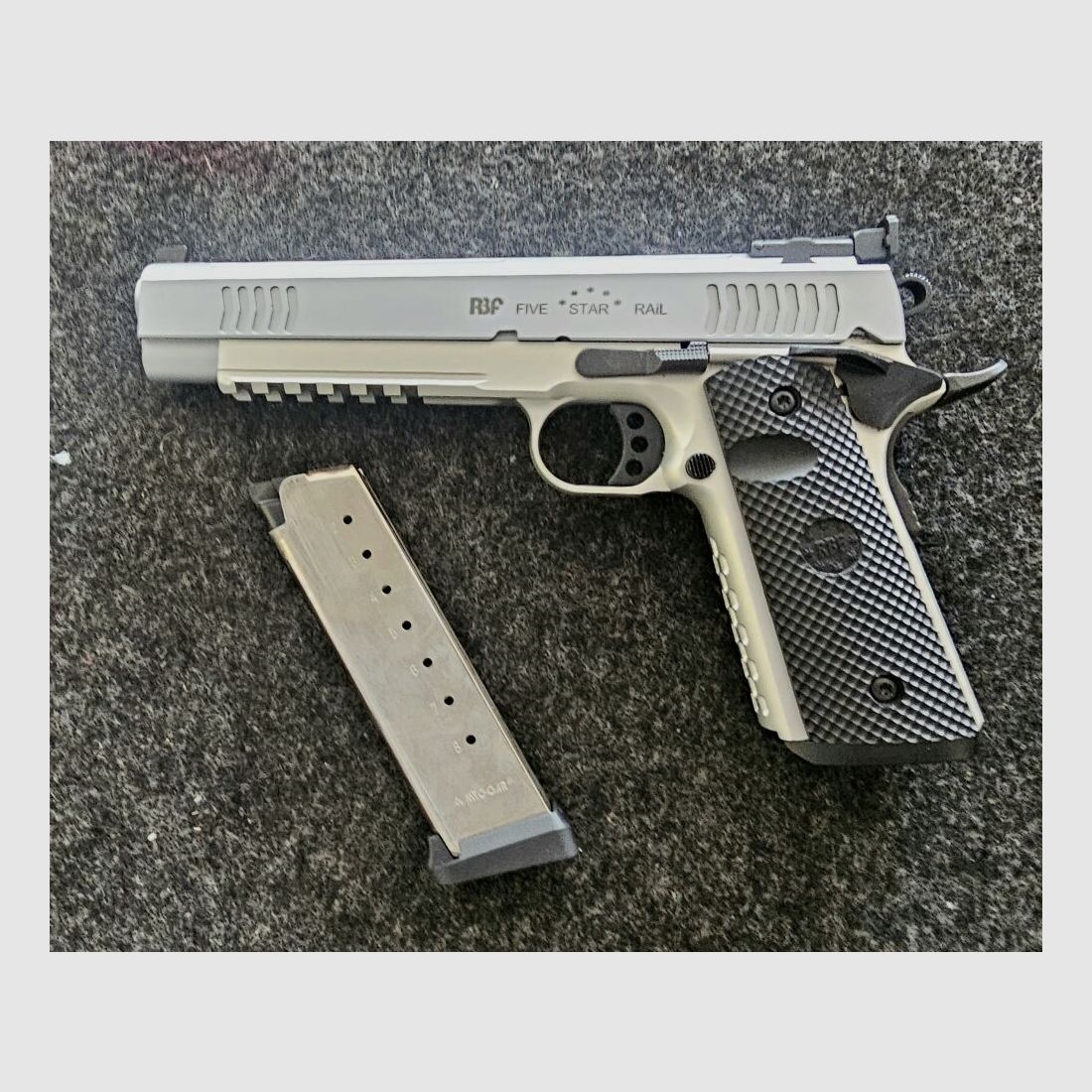 RBF 1911er-Manufaktur Ltd. FIVE STAR RAIL >Aircraft Alloy<, 6"-Longslide