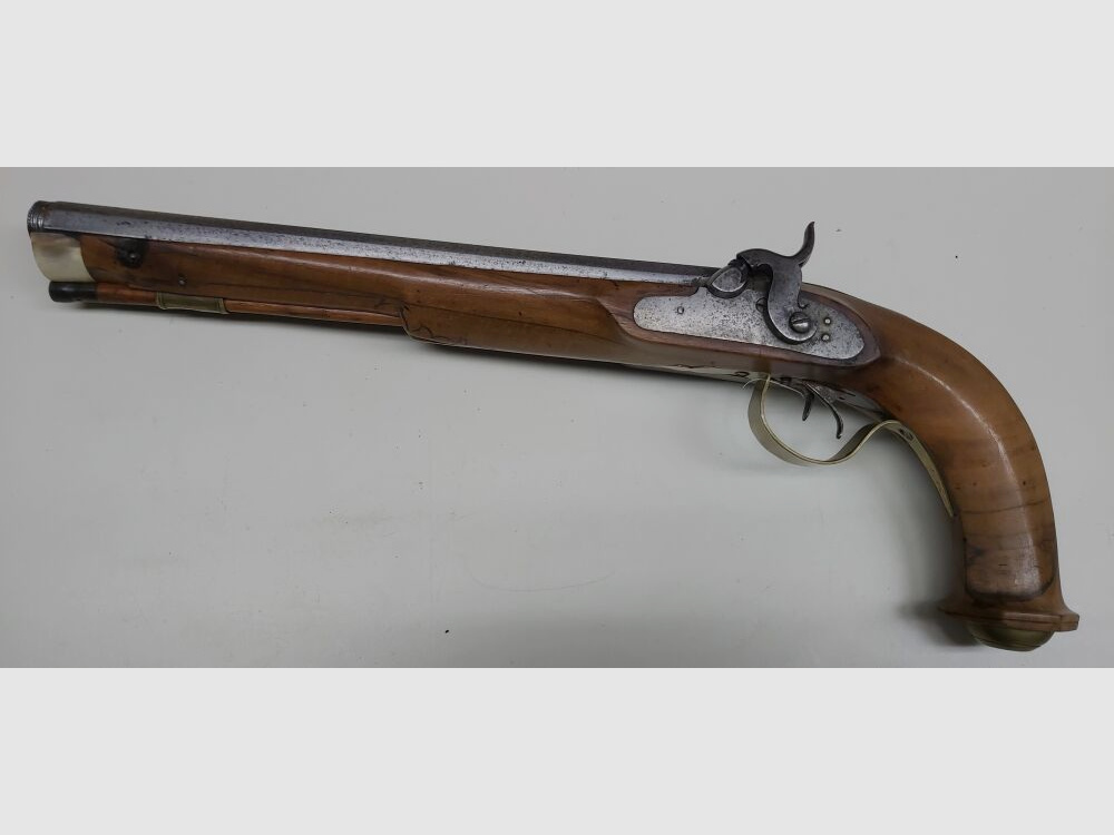 F.C. Nabholt in Regensburg double-barreled percussion pistol