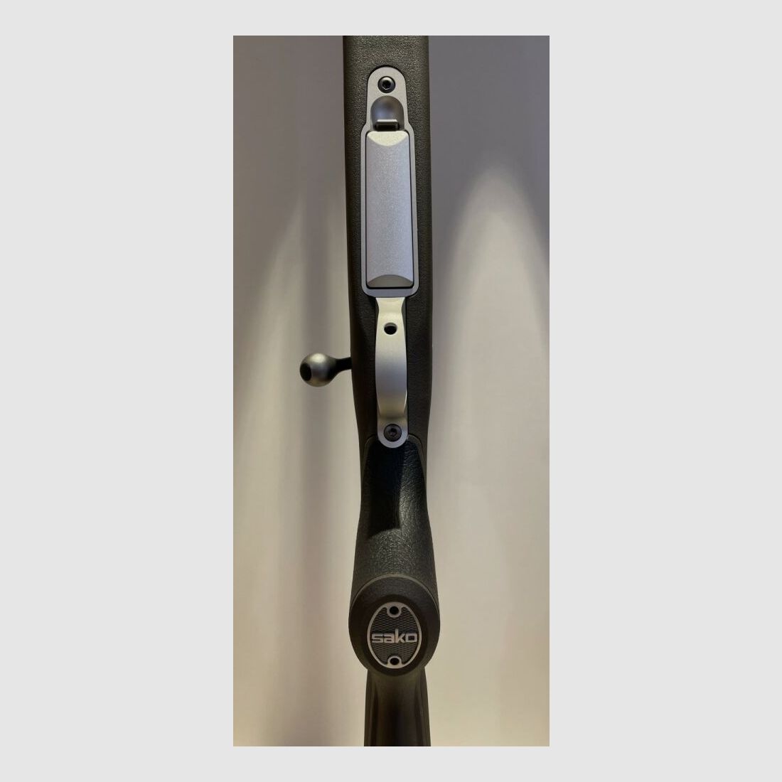 SAKO 90 FINNLIGHT COURT EN ACIER INOXYDABLE