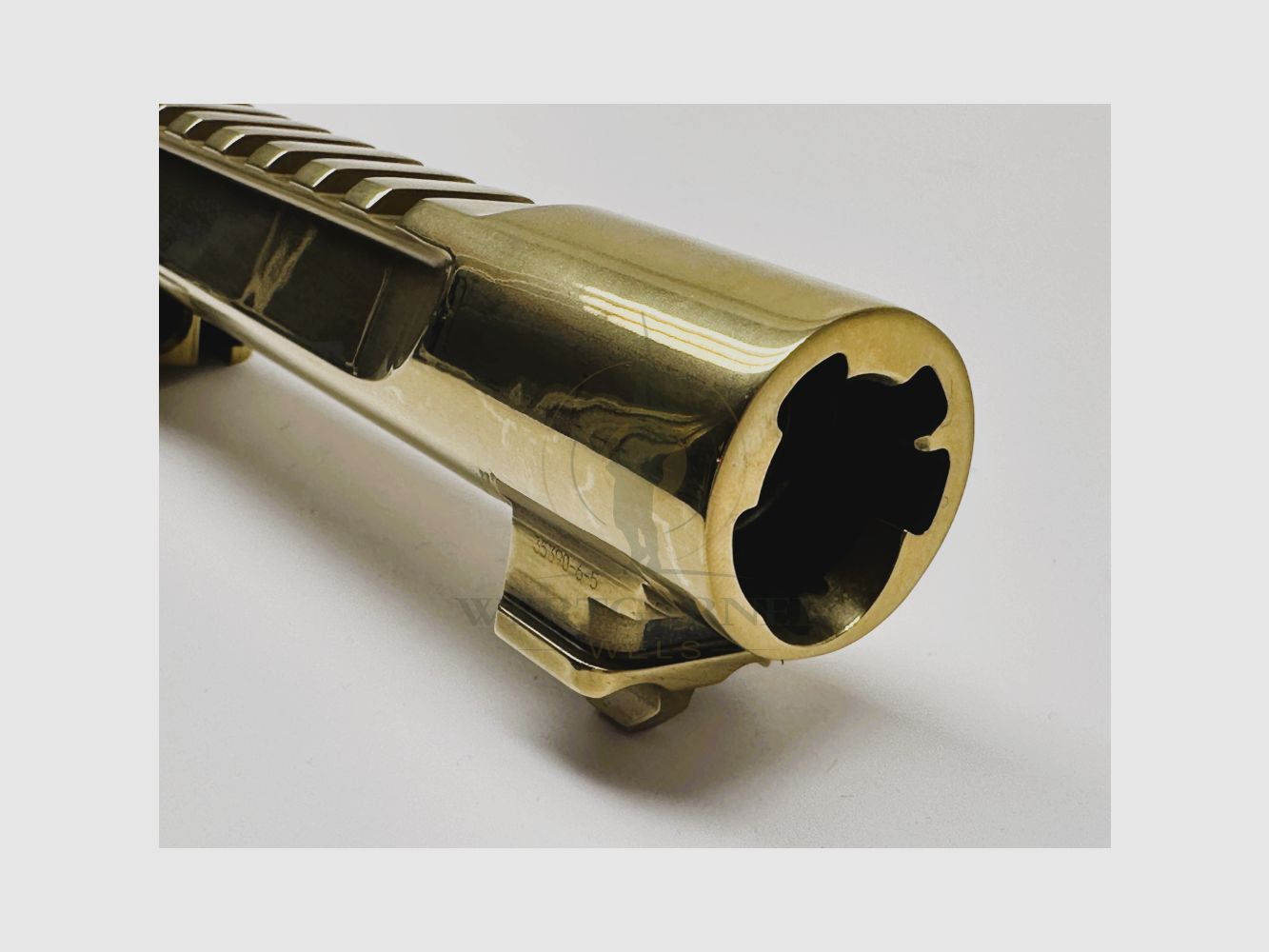 Desert Eagle XIX 10" canon interchangeable .50AE revêtu de titane doré, image 5 sur 6