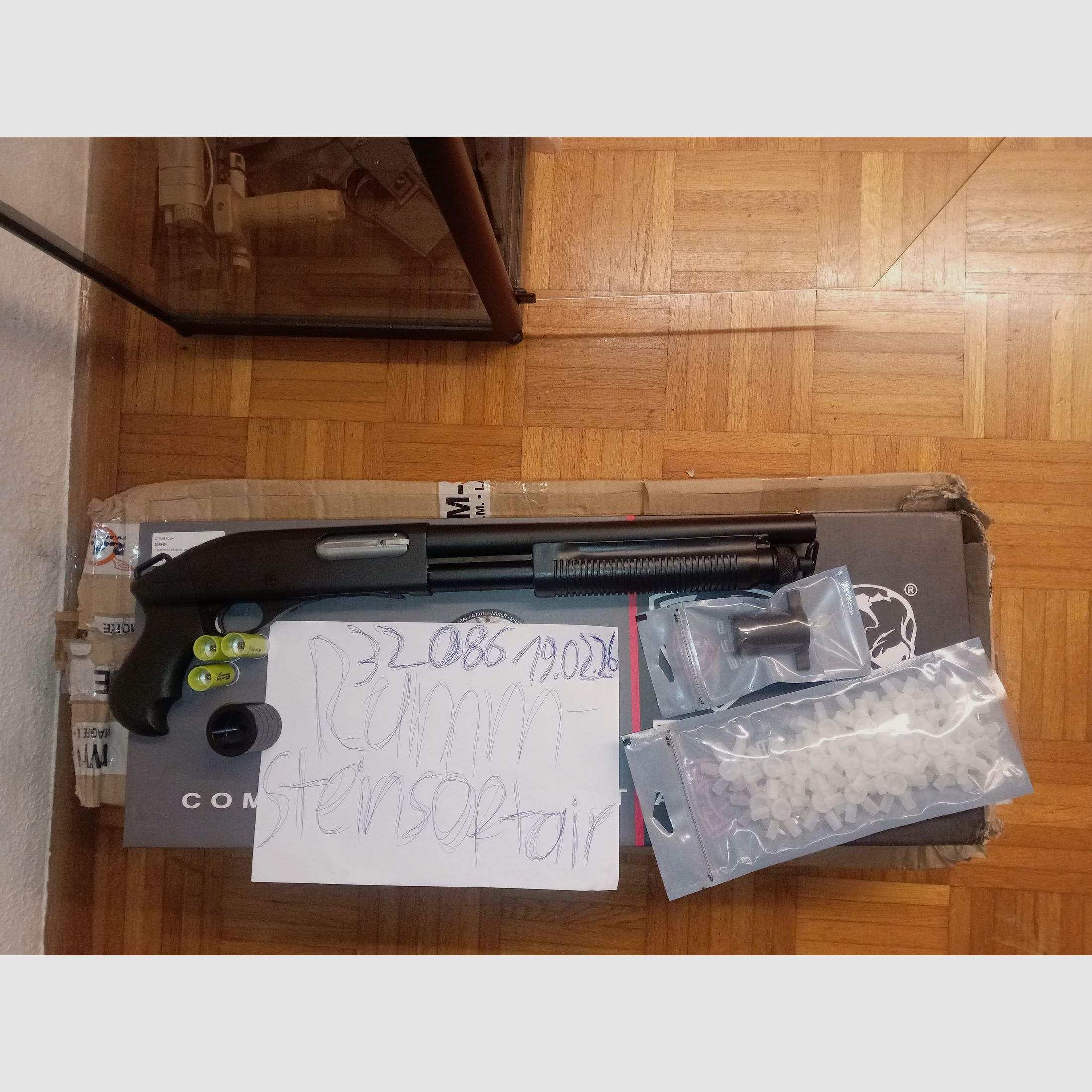 APS CAM870 Breacher MKIII with accessories