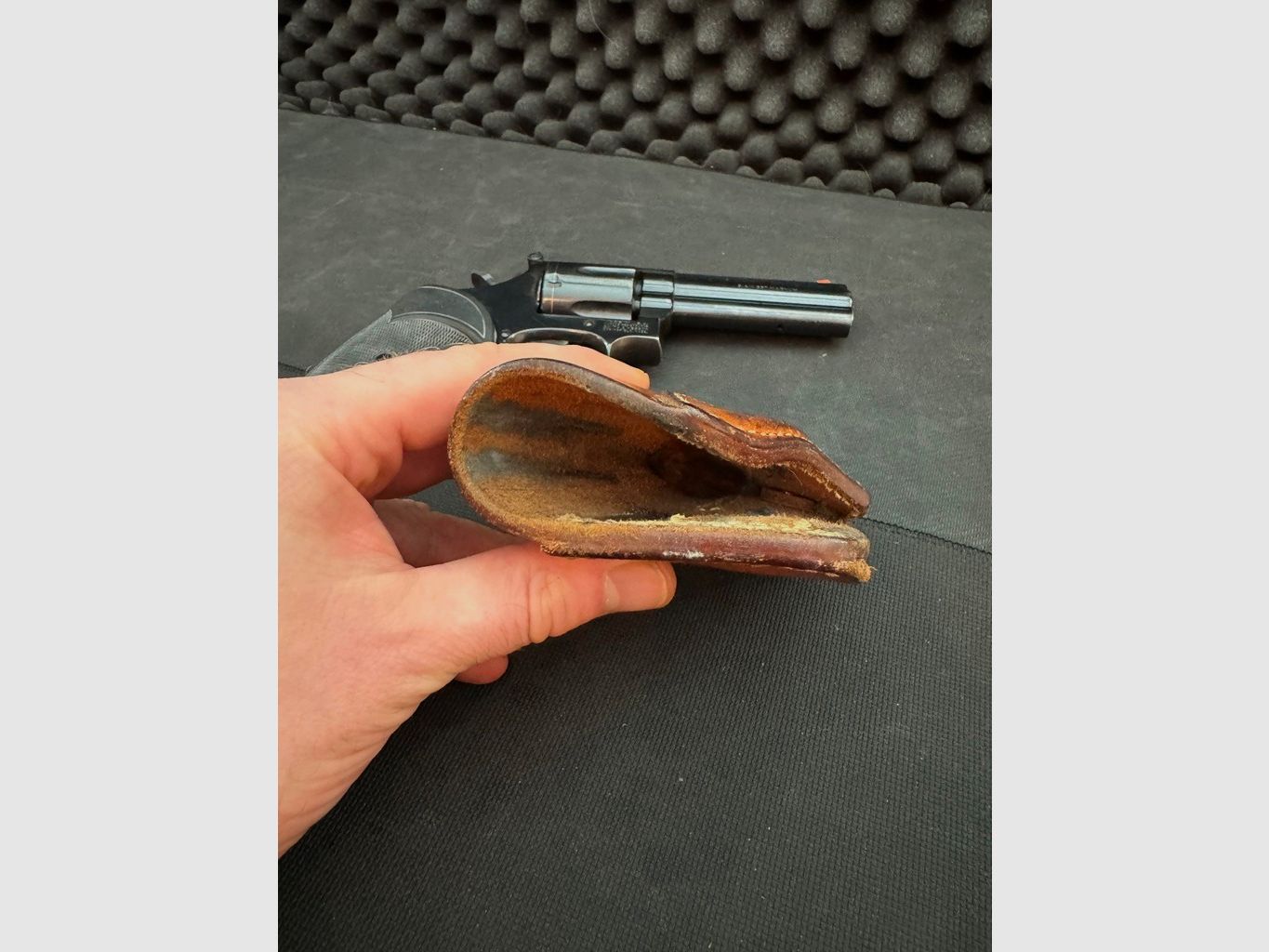 Schnellziehholster Gürtelholster Set, Revolver (?), Brian C Foster und VIKING, Markenholster