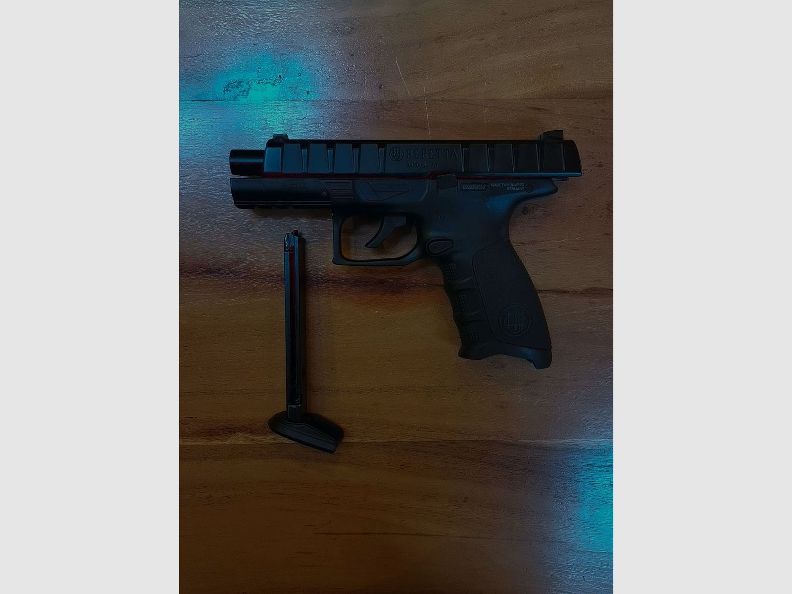 Beretta APX CO₂ Airsoft – très bon état – disponible immédiatement prix à débattre