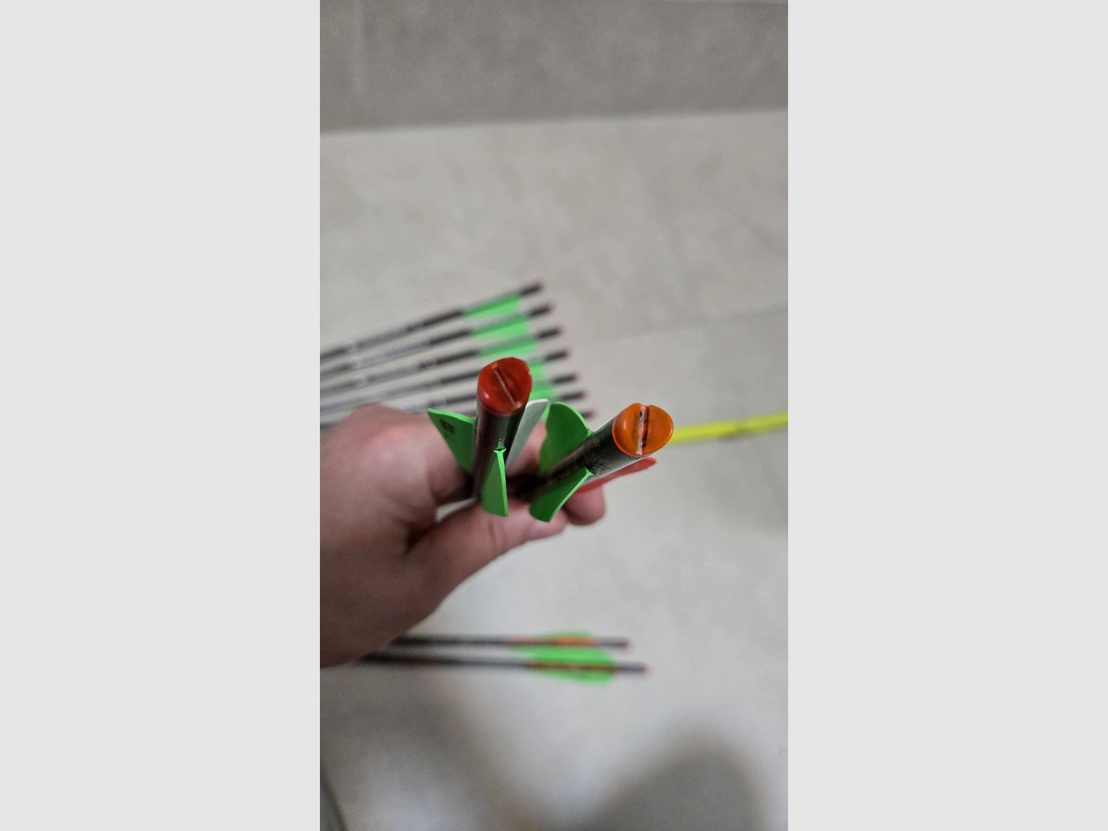 9x Carbonbolzen 22“ Easton Flatline 9,3 GPI mit 125gr Spitzen für Armbrust