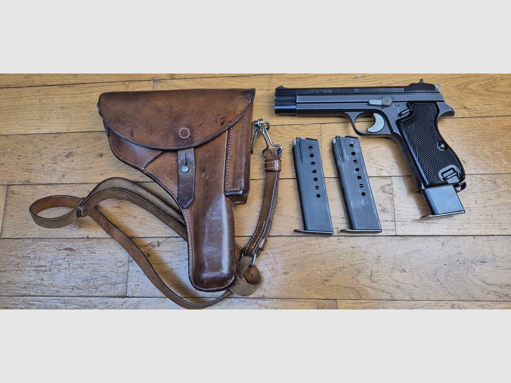 Très beau pistolet SIG P210-2 – Mythe du 9 para – Arme militaire du 4° contrat – Vers 1955/56 – Très beau bronzage – Fonctionnement et canon de rêve – 2 chargeurs supplémentaires et étui (la totale!) fournis en sus – État TBE++/TBE+++ !, image 1 sur 28