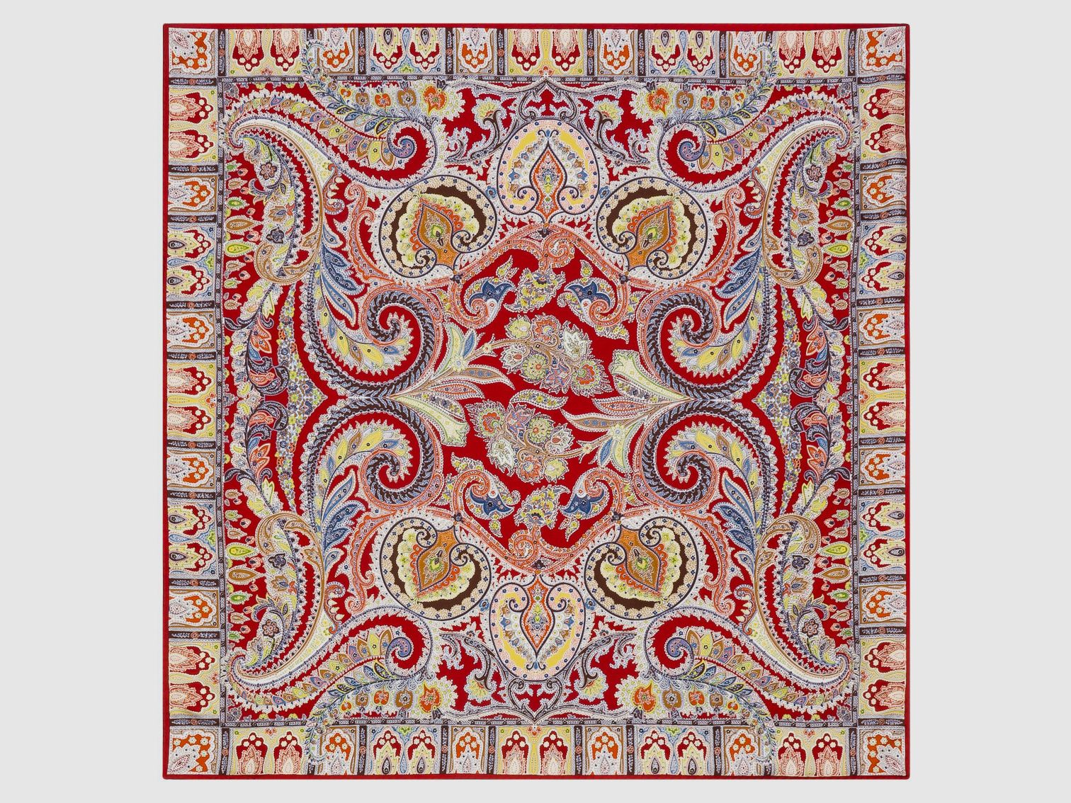 Tuch aus reiner Twillseide rolliert mit sandwashed – Finishing Orange, Bild 2 von 2