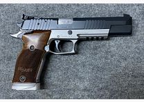 SIG Sauer P 220 X-Six .45Auto