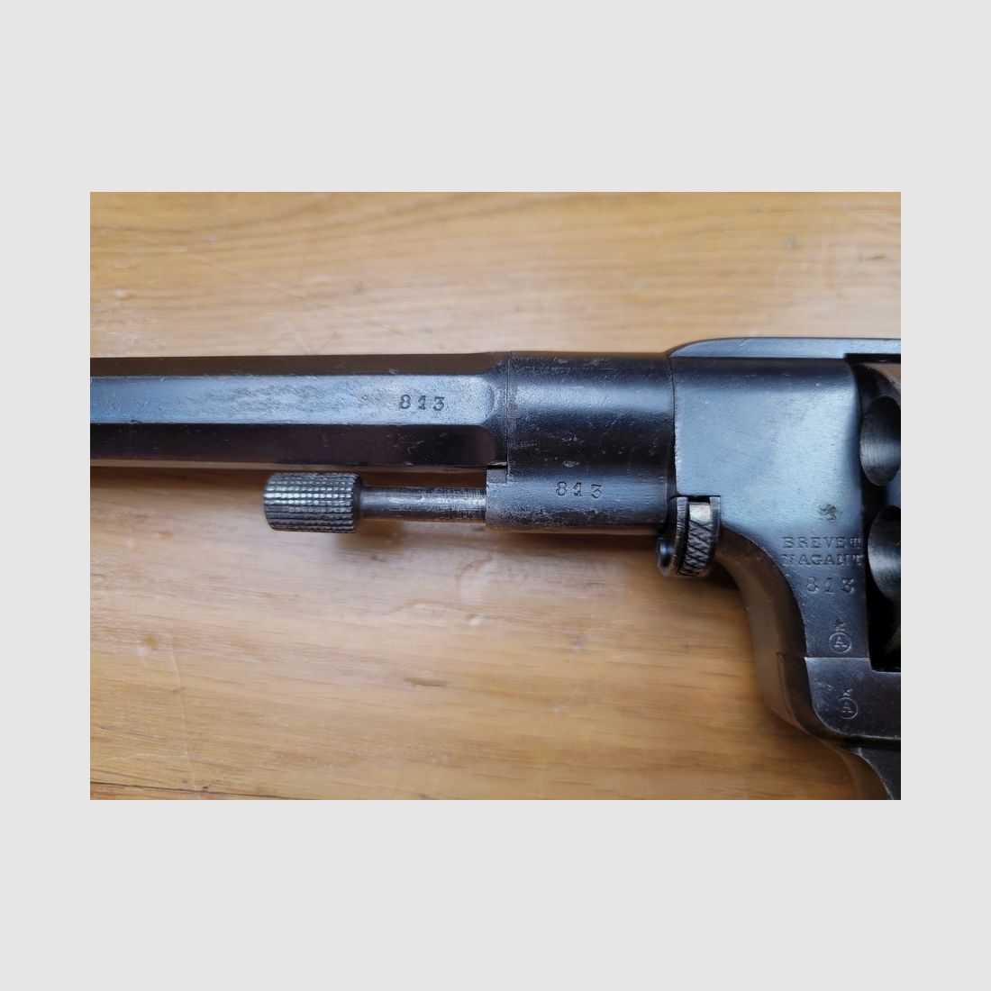 Selten und ausgezeichnet Revolver Nagant Modell 1893 – Seltenes Kaliber 44 Nagant / Henry – Armeebestellung aus Brasilien – Mononummer – Ausgezeichneter Zustand, Bild 20 von 21