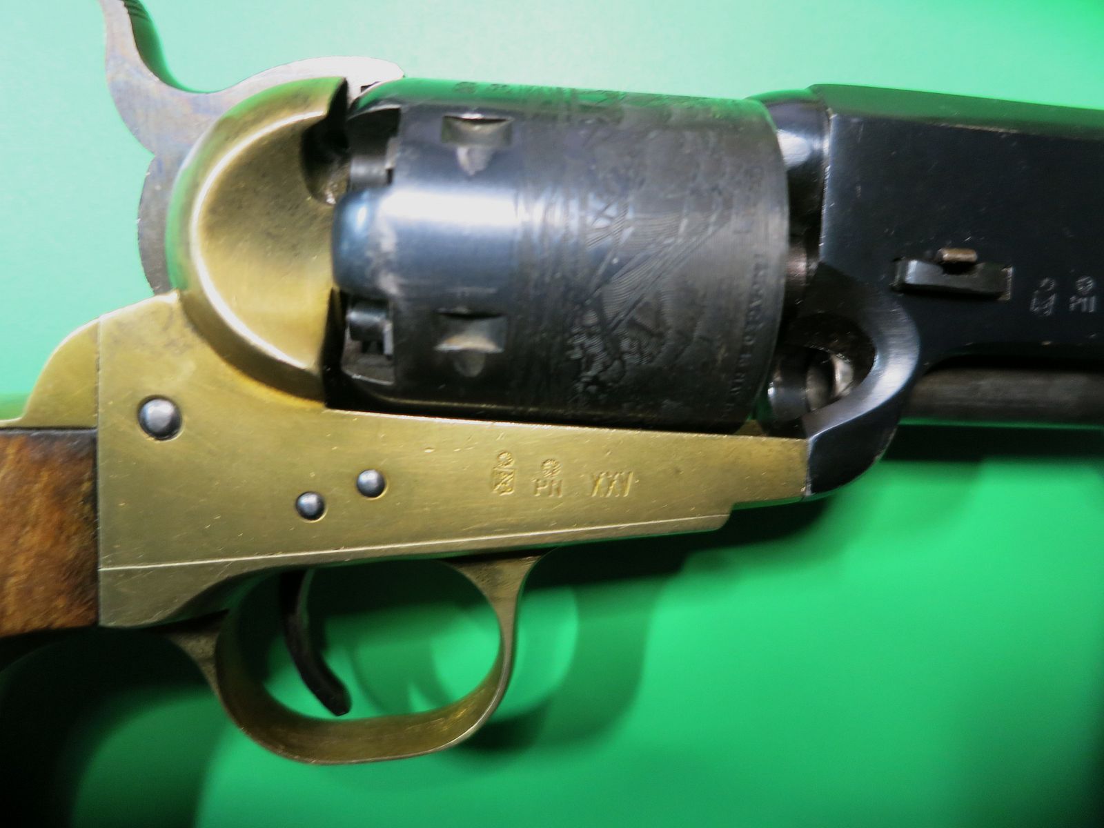 Perkussions-Revolver, Uberti Western Arms Comp. Navy 1861, .36BP      #81