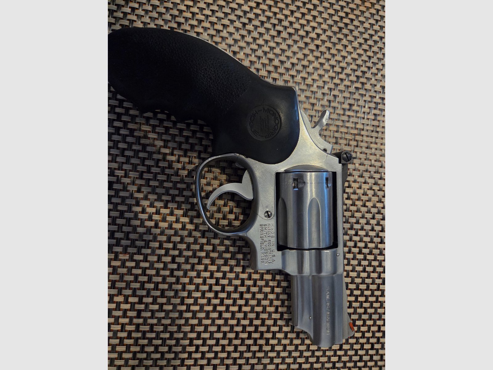 Smith&Wessen 357 Magnum 2.5 inch, image 3 of 4
