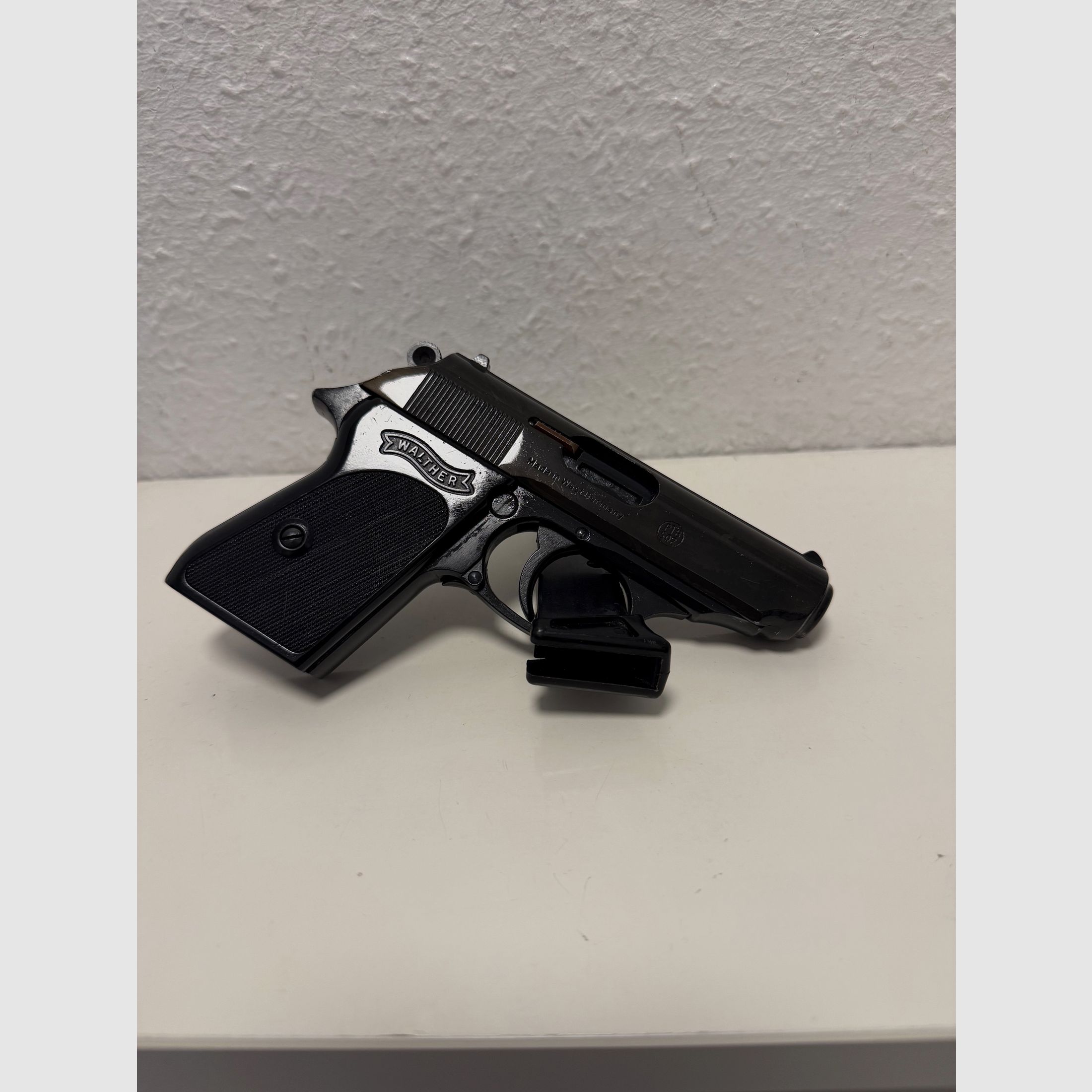 Walther PPK 8mm Knall Goudschrift, afbeelding 3 van 4
