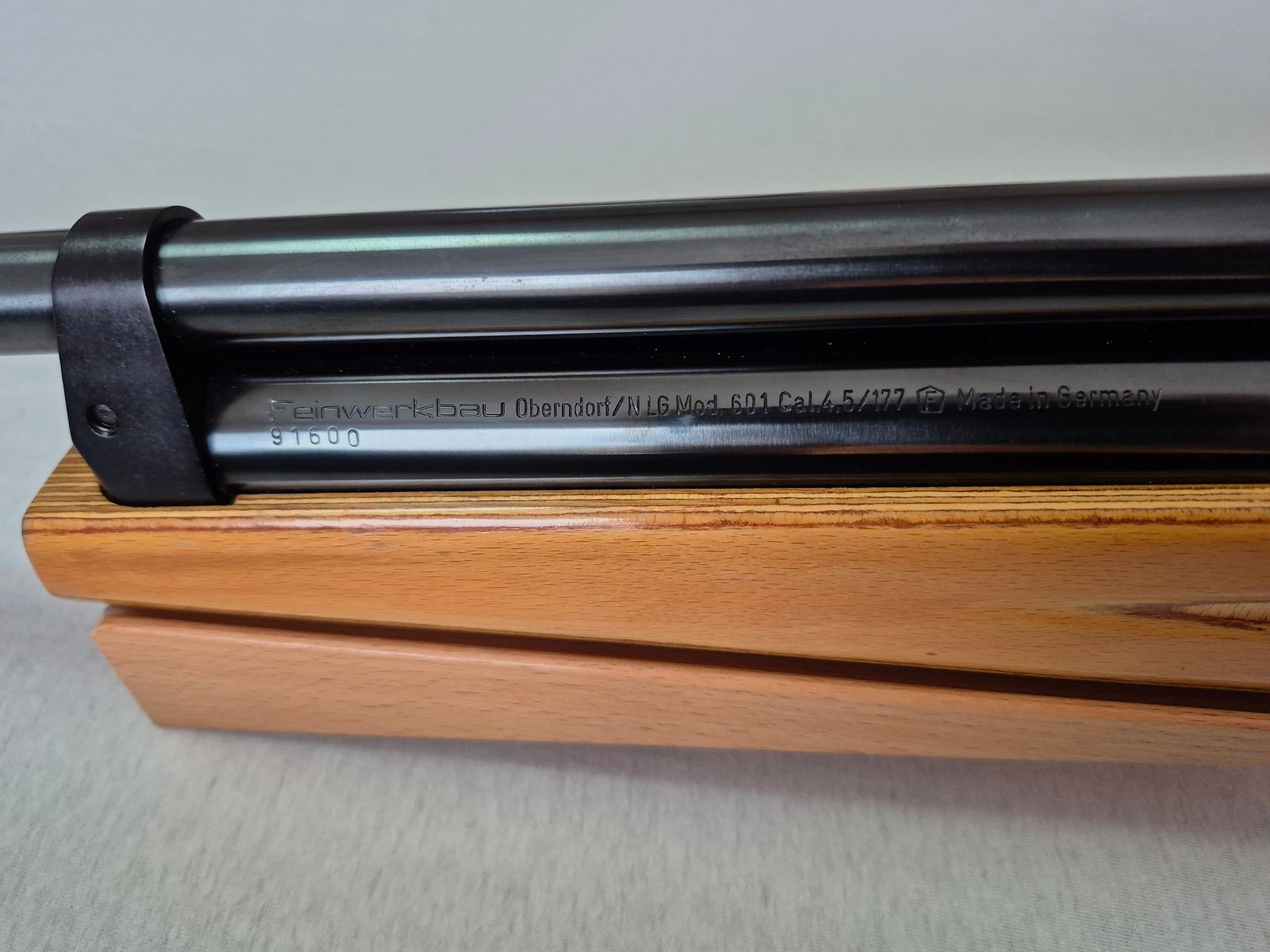 Feinwerkbau 601 omgebouwd voor liggende discipline