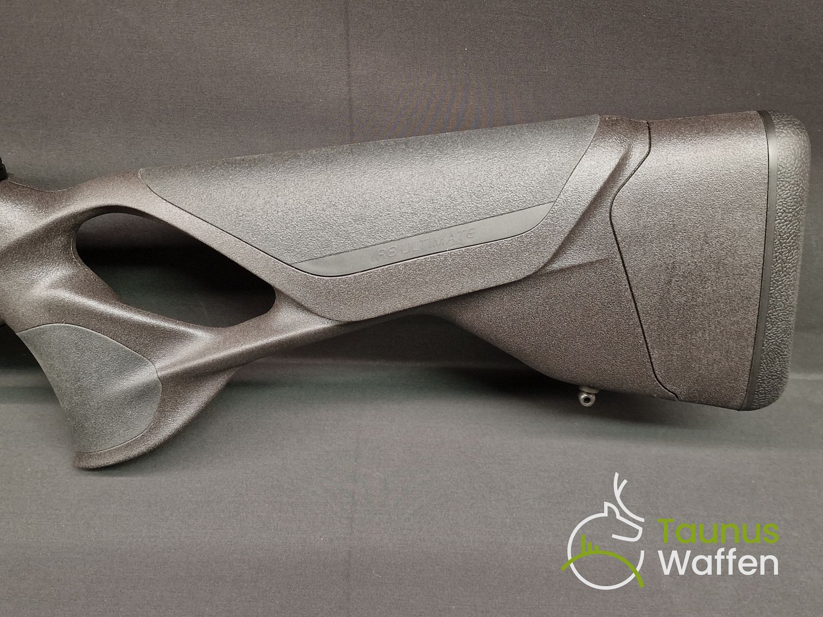 Repetierbüchse Blaser R8 Ultimate Silence im Kal. 308 Win sofort verfügbar bei taunus-waffen.de