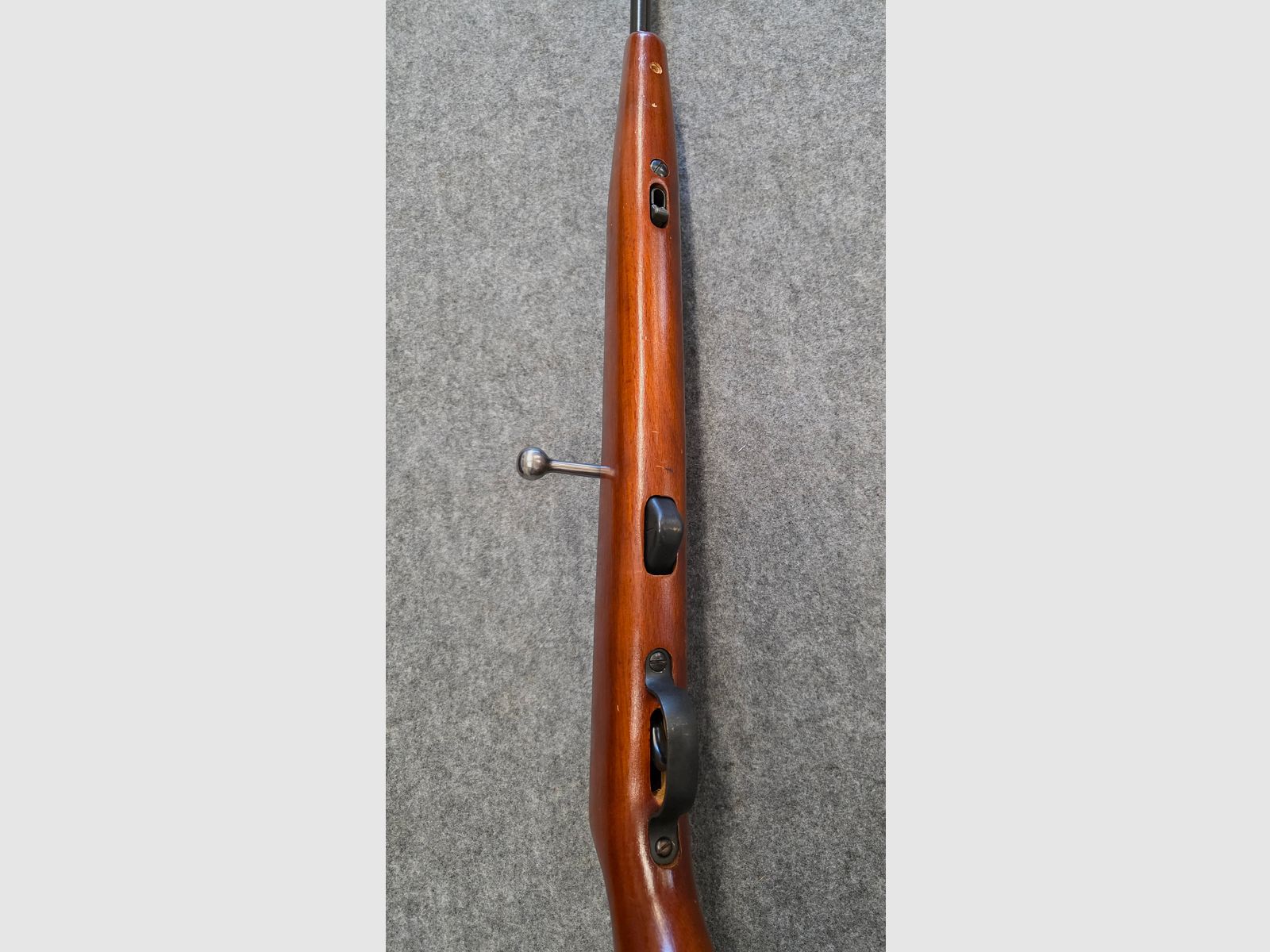 Exécution spéciale avec seulement 2 vis de fixation et longueur normale Haenel 310 avec détente standard, carabine à répétition Kirmes 4,4 mm carabine à air.