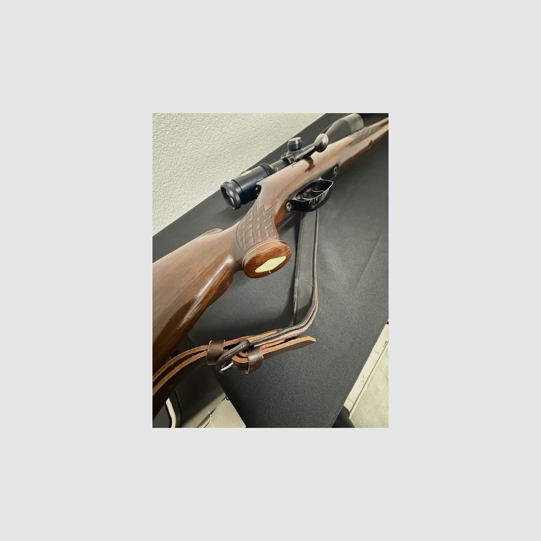 Mauser 66 rifle de caza, rifle de repetición de cerrojo de acción recta, rifle de caza calibre 30-06 en muy buen estado, incl. Tasco Titan 4-12x56 con punto de luz.