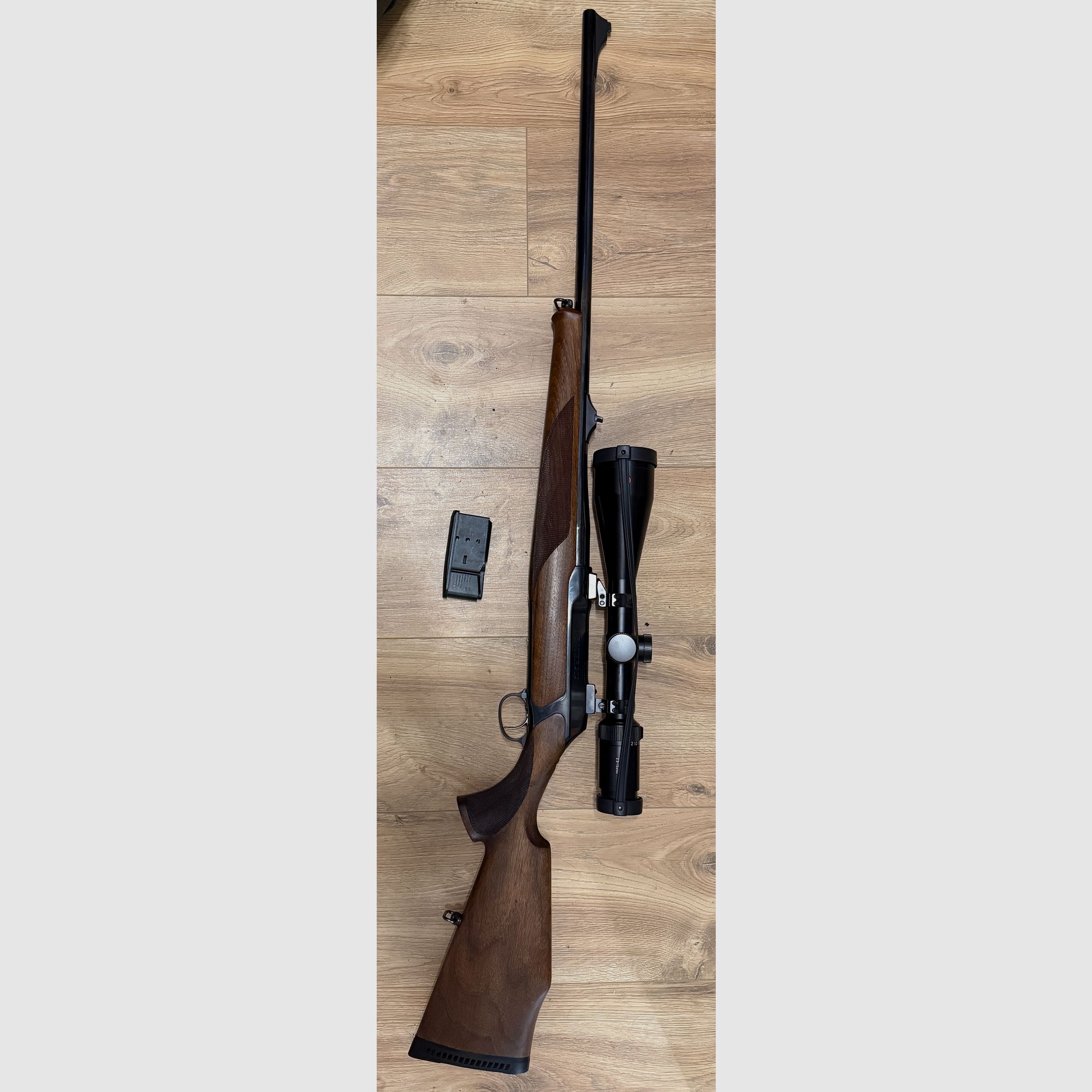 Repeater rifle Sauer 202 with Leica Amplus 2.5-15x56 .300 Win. Mag. .300 Winchester Magnum