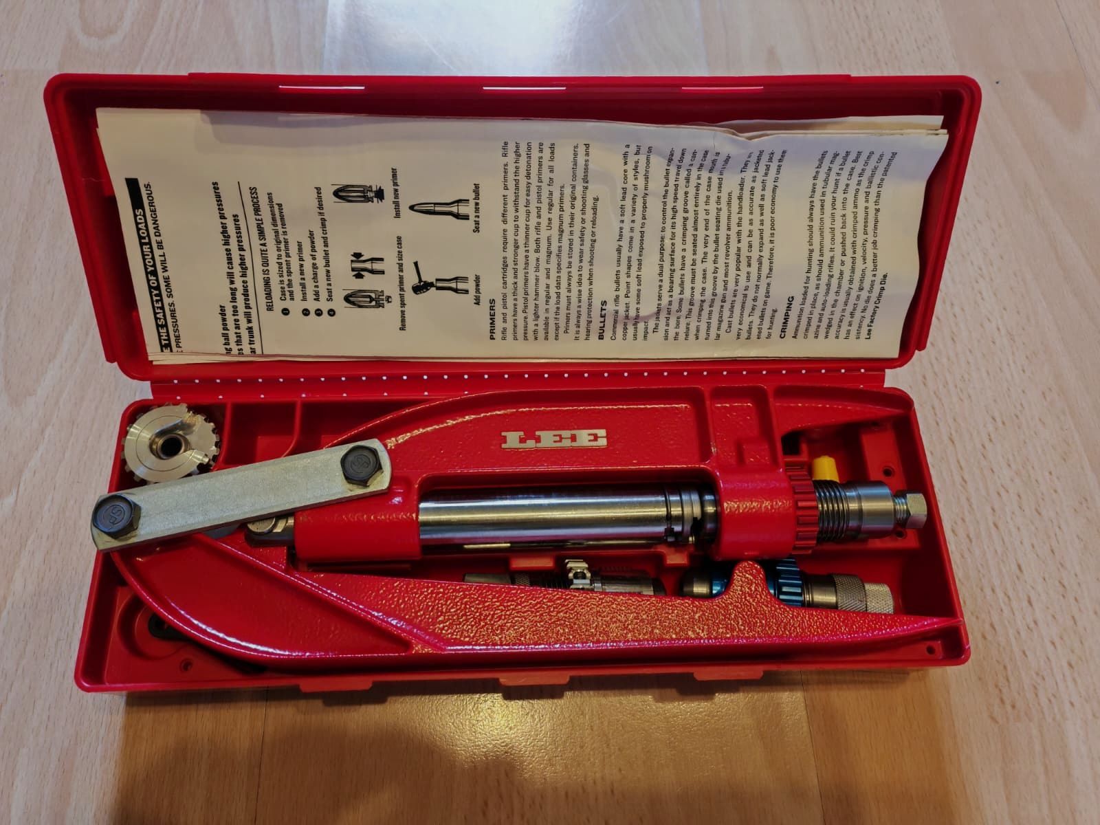 Lee Precision 9 mm Luger reloading set with Breech Lock hand press | NEW | Currently not available!