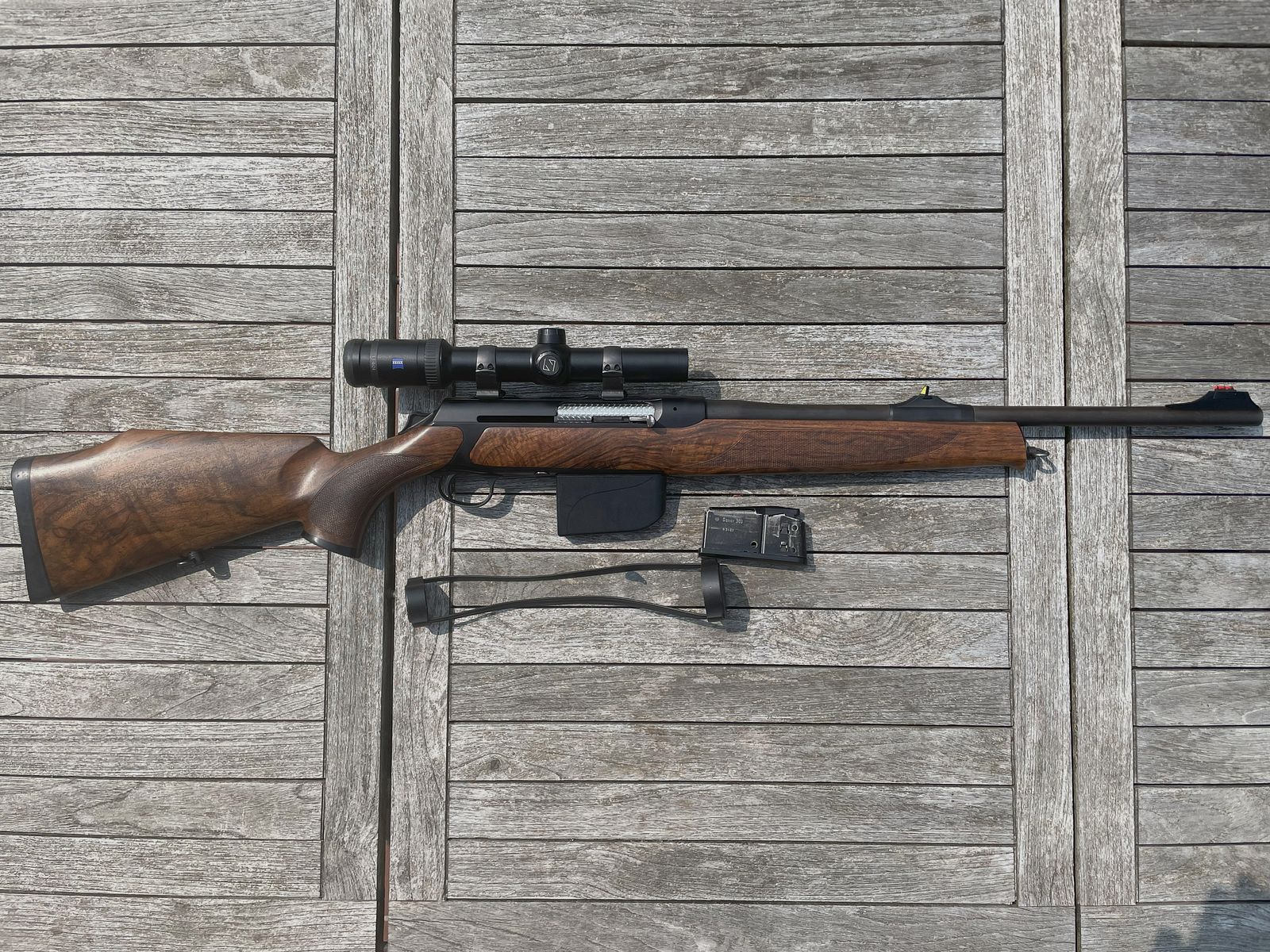 Sauer S303 Elegance 9,3x62 mit Zeiss Victory HT 1.1-4x24 und Munition