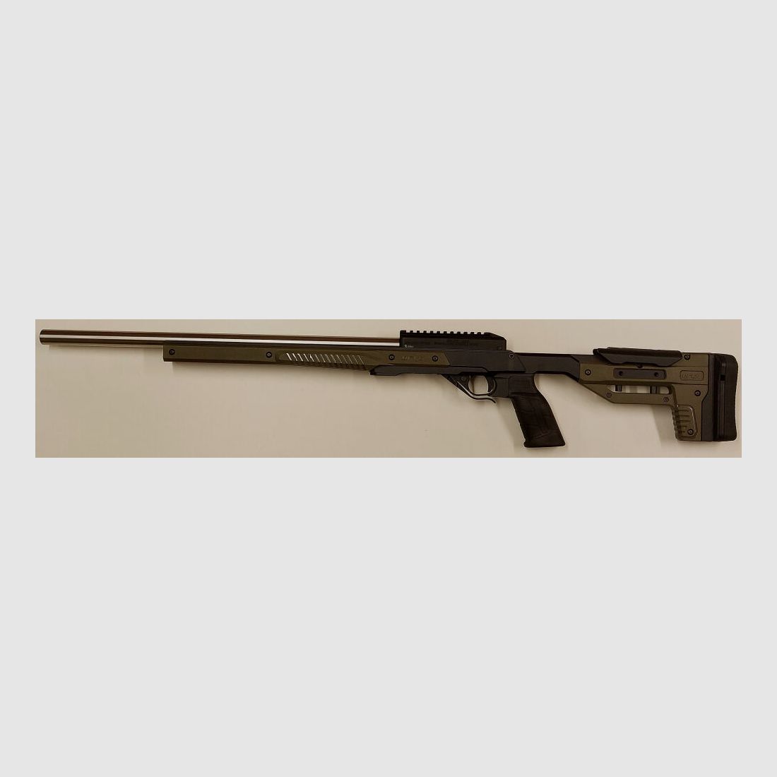 Schwaben Arms GmbH - Neuheit - SAR 10/22 MATCH Selbstladebüchse, Kaliber .22L.R., mit Bullbarrel und MDT ORYX Schaft