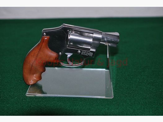 Smith & Wesson 640