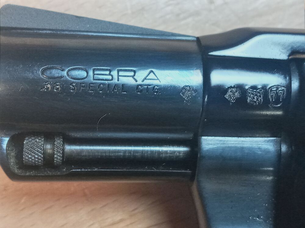 Colt	 Cobra