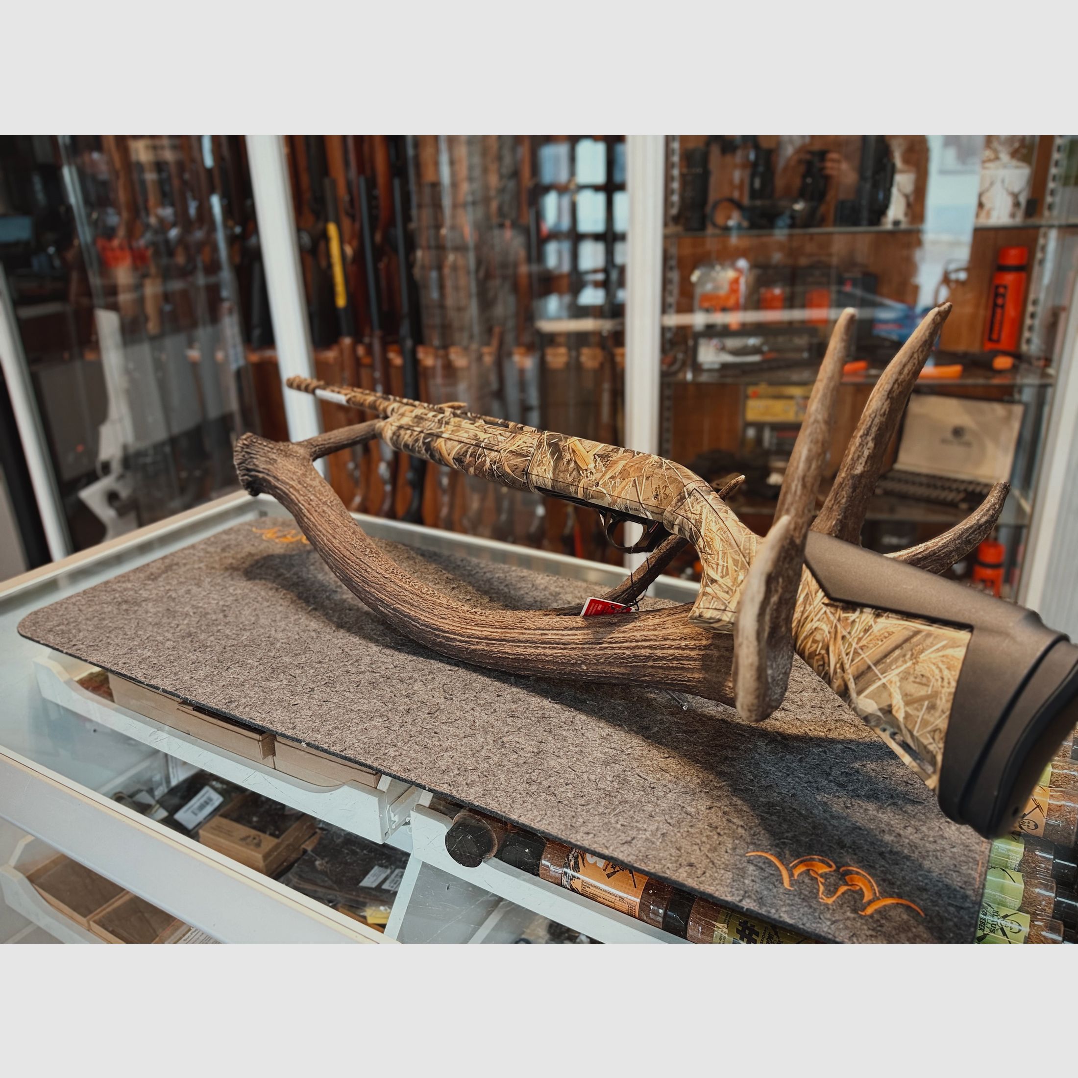 ISTANBUL SILAH Impala Plus MAX-5 Semi-Automatic Shotgun