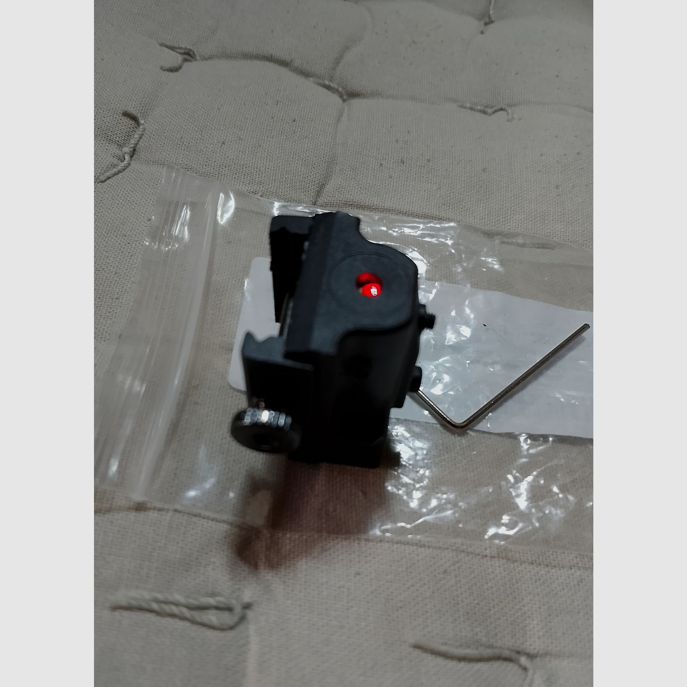 Laser Picatinny Universeel Airsoft Softair Paintball Wapen Geweer Roodpunt