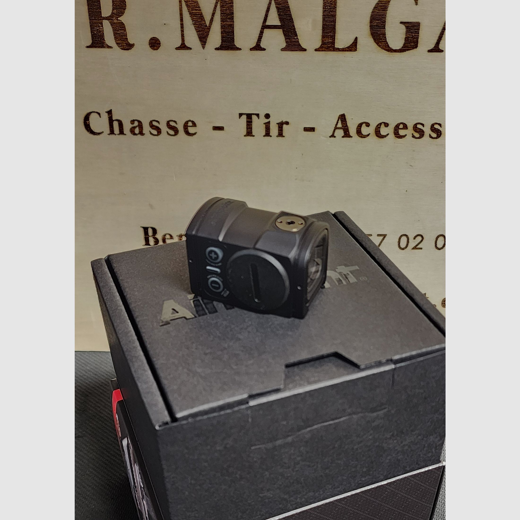 AIMPOINT Militaire ACRO P-2 mit 3,5 MOA Schnittstelle, Bild 2 von 6